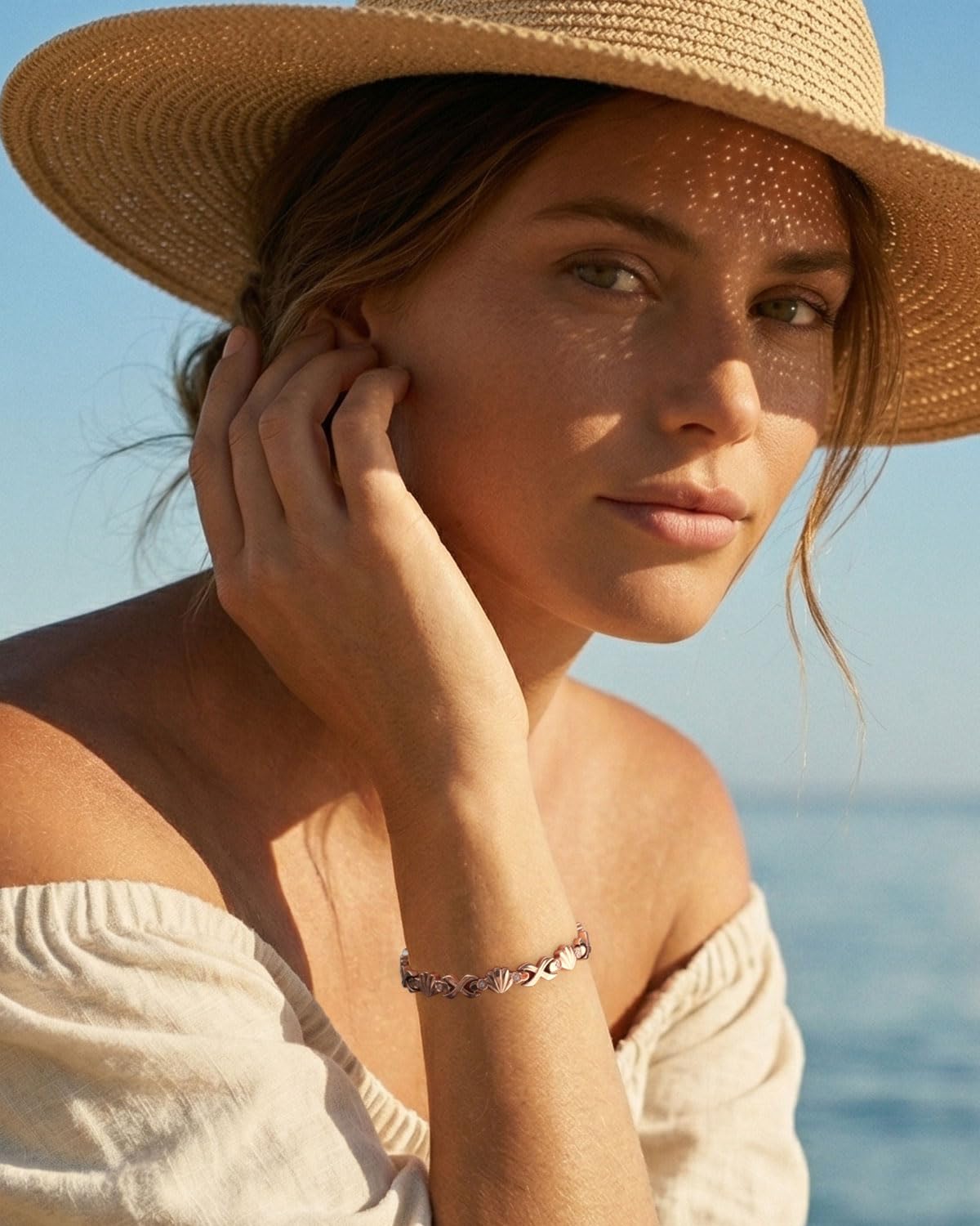 RainSo Bracelet magnétique pour femme en acier inoxydable, design coquillage avec incrustation de diamants, aimant puissant 3800 gauss, taille réglable, emballage cadeau élégant