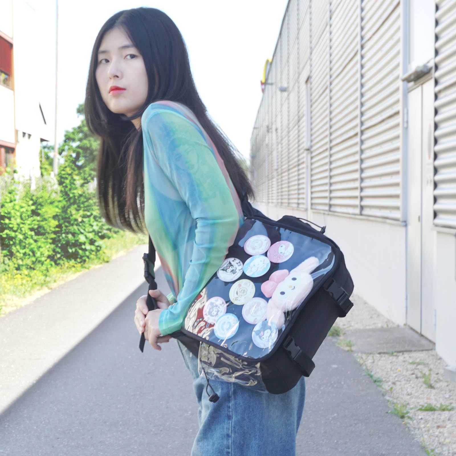 CoolChange Ita bag - Funda con ventana transparente y cubierta intercambiable, 28 x 30 cm, color negro, Color: negro.
