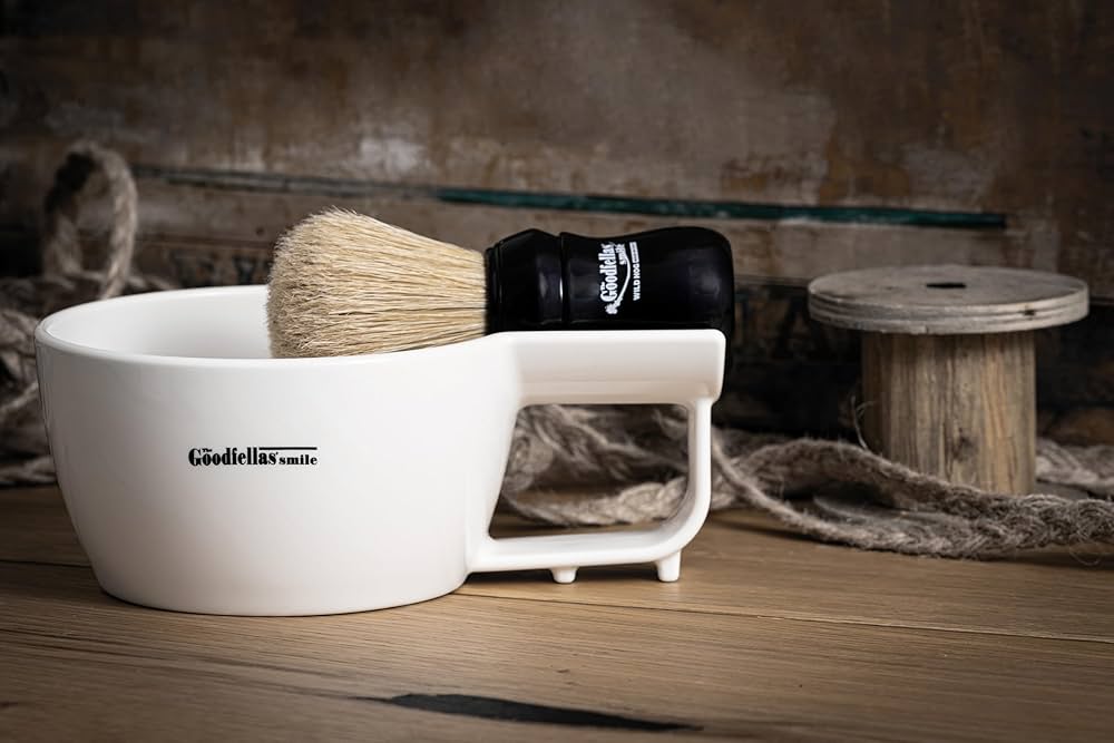 鉢・プランター VALIEM MONSTER MOUTH SMILE BOWLNECK Amazon.com : The Goodfellas' smile, Shave & Lather Bowl