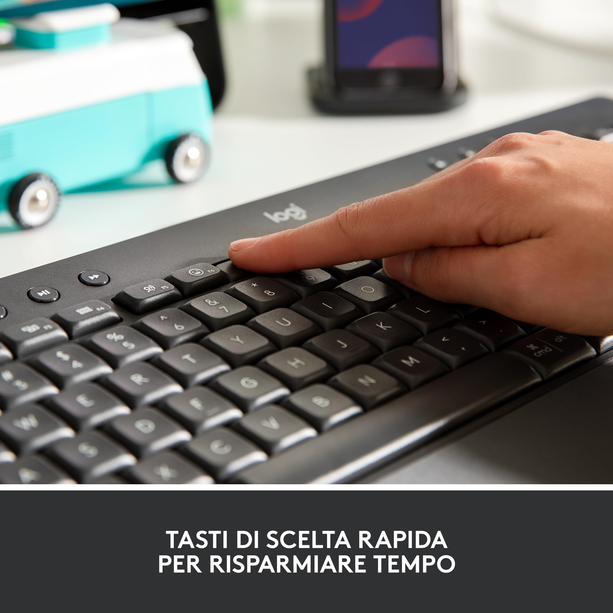 Logitech Signature K650, Tastiera Poggiapolsi Wireless Full-size con Bluetooth BLE o Ricevitore USB Logi Bolt, Tasti Smorzati e Tastierino, Compatibile con PC/Windows/Mac, Italiano QWERTY - Grigio