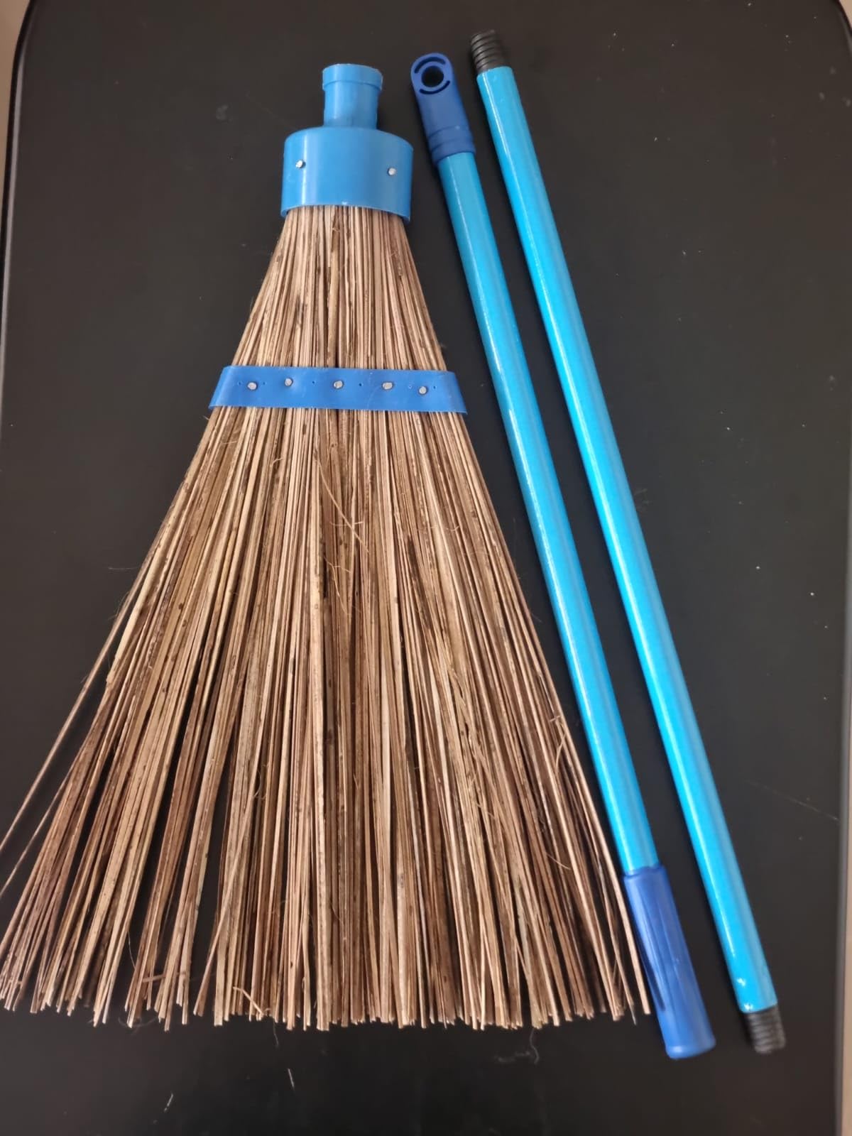 Homelyfe Garden Hard_Floor Broom/Outdoor/Street/Yard/Lawn/Leaf Cleaning Coconut Stick Broom With Long Metal Handle (Pack Of One), Beige (B0BY5JV5C4) Amazon Price History, Amazon Price Tracker