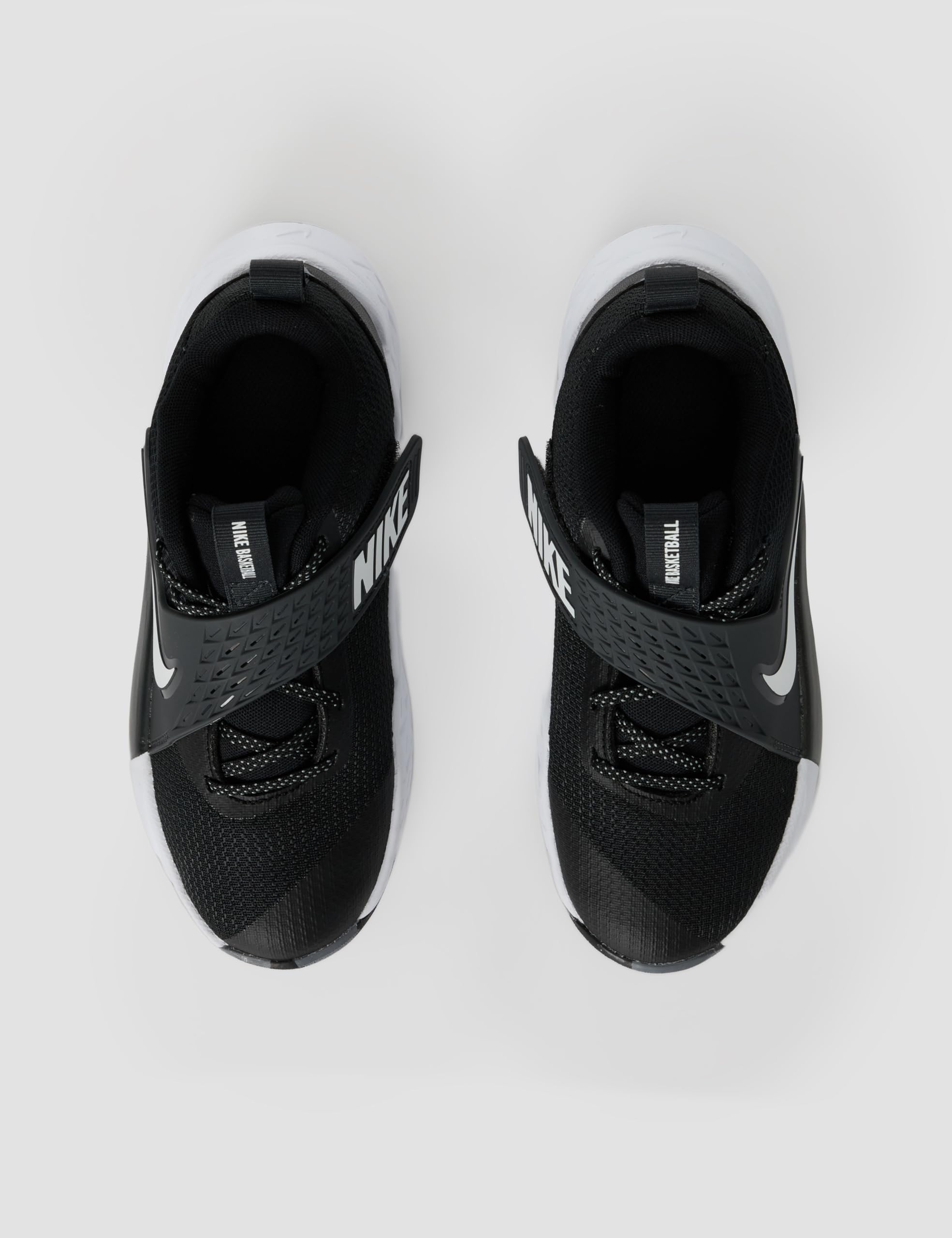 Nike Team Hustle D 12 Basketballschuh für ältere Kinder, HF6279
