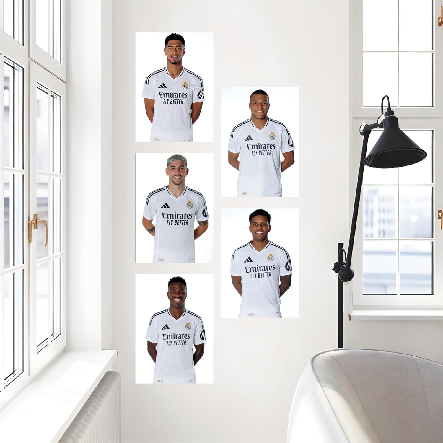 Licensed Decor Real Madrid Wallart Vinyl Wall Mural A2 Attacking 5 Studio - 59cm (h) x 42 cm (w)