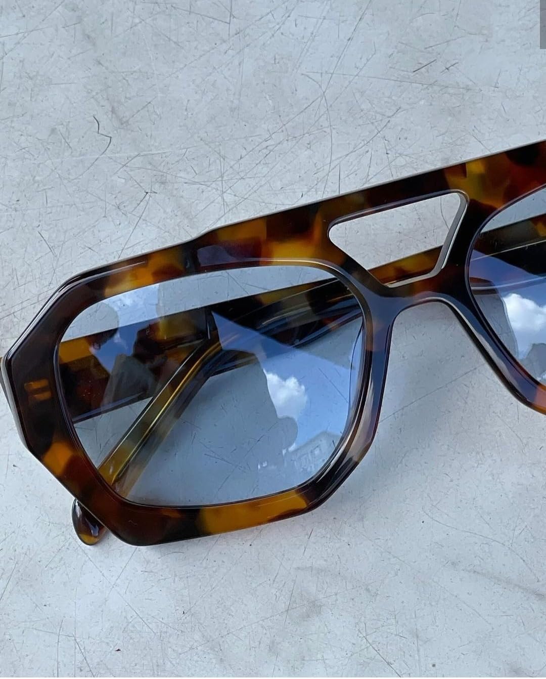 ADE WU Trendy Aviator Sunglasses for Women Men Retro Vintage Oversized 70s Thick Pilot Style Sun Glasses - Image 5