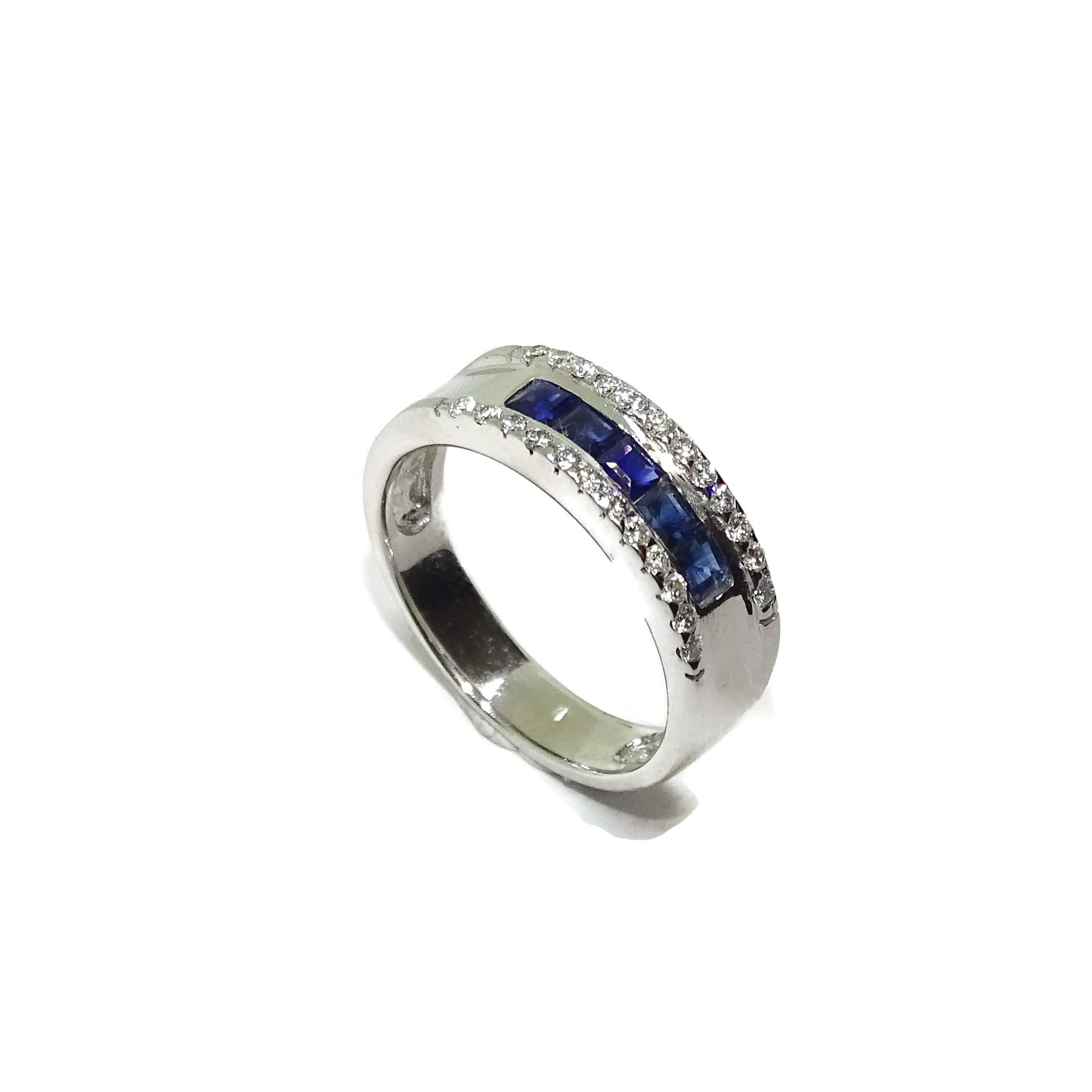 Anillo de oro blanco de 18k con 0.15cts de diamantes y 0.78cts de zafiros