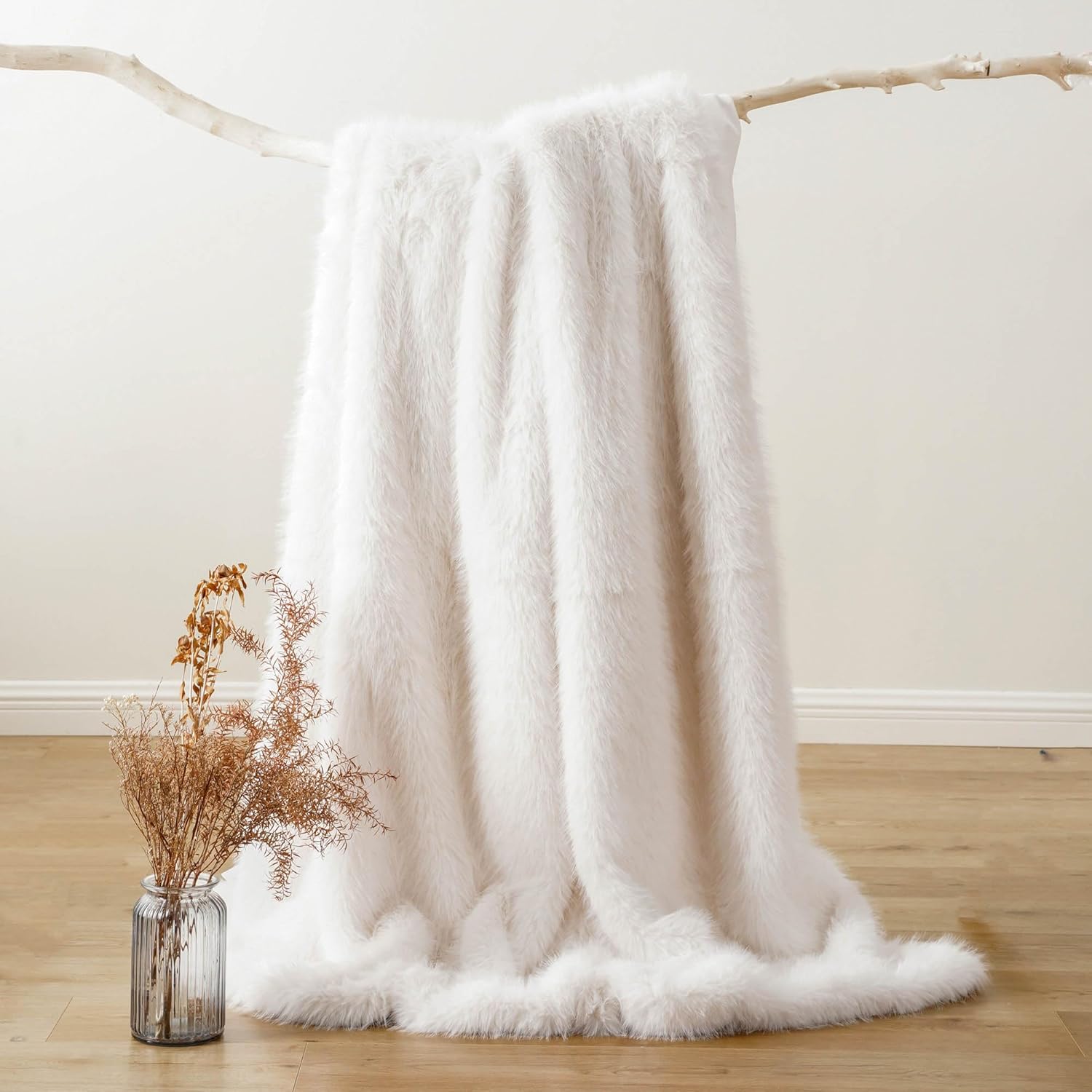 BATTILO HOME Luxury White Faux Fur Throw Blanket, Fluffy Cozy Soft Warm Fur Blanket for Couch, Sofa, Chair, Bed, Plush Fuzzy Fur Throws with Long Pile, 50"x60"(Ivory) - Image 6