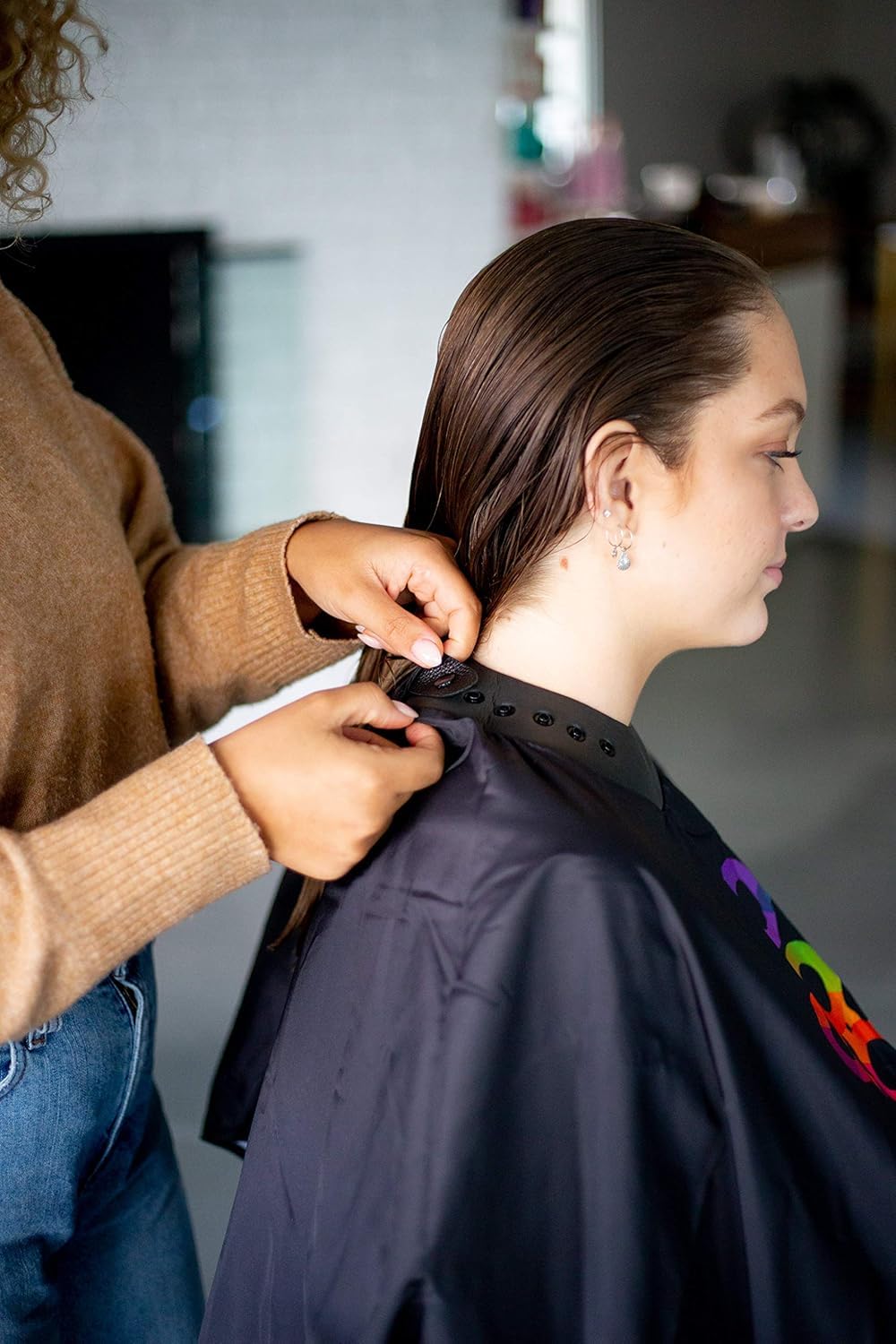 FRAMAR Mantello da barbiere - Mantello da taglio per capelli con chiusura a pressione e collo gommato