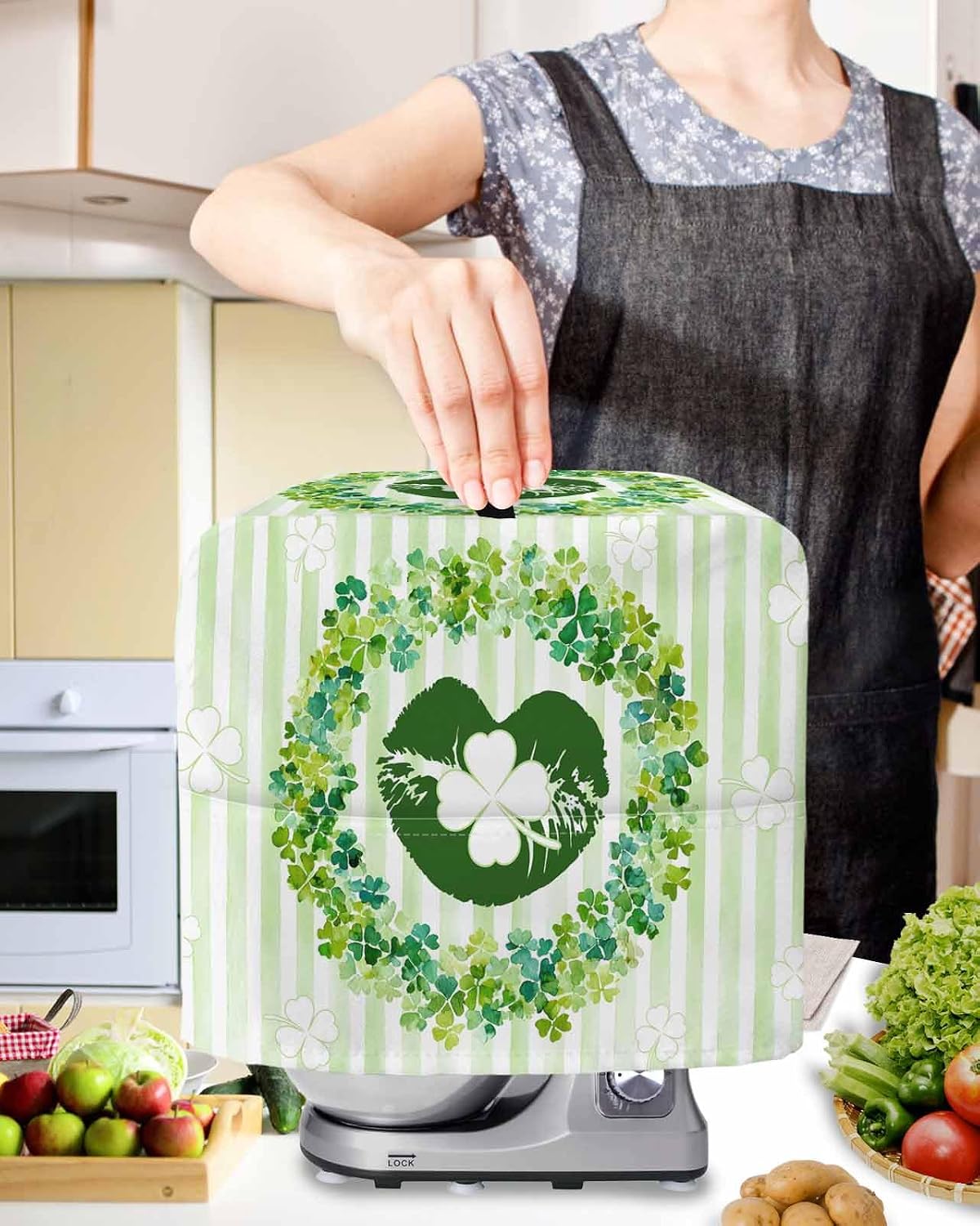 St. Patrick's Day Stand Mixer Cover with Storage Pocket, Waterproof Kitchen Mixer Covers, Lucky Shamrock Wreath Lips Green Stripes Kitchen Appliance Dust Cover Compatible with 6-9 Quart Mixers