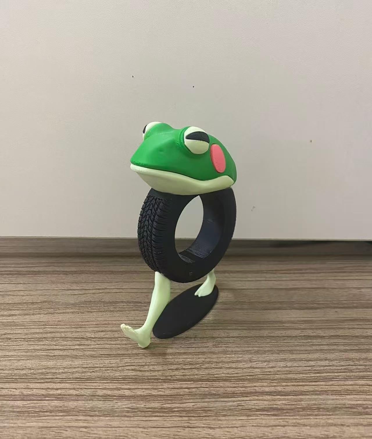 カエルのフィギュア 0000000162362_N8Koio2.jpg