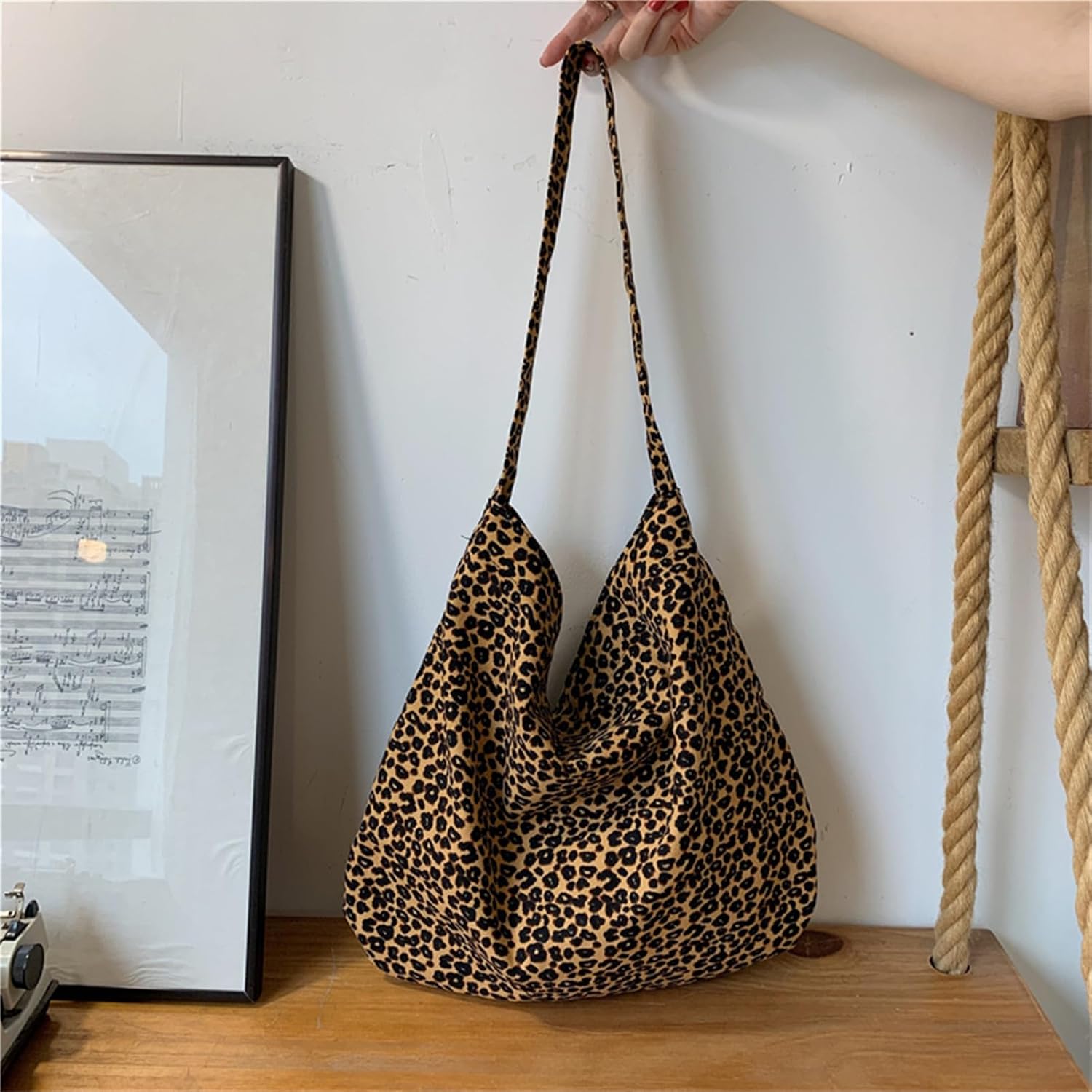 Modern Leopard Print Crossbody Bag Stylish Canvas Shoulder Bag for Women Versatile Cloth Tote - Image 3