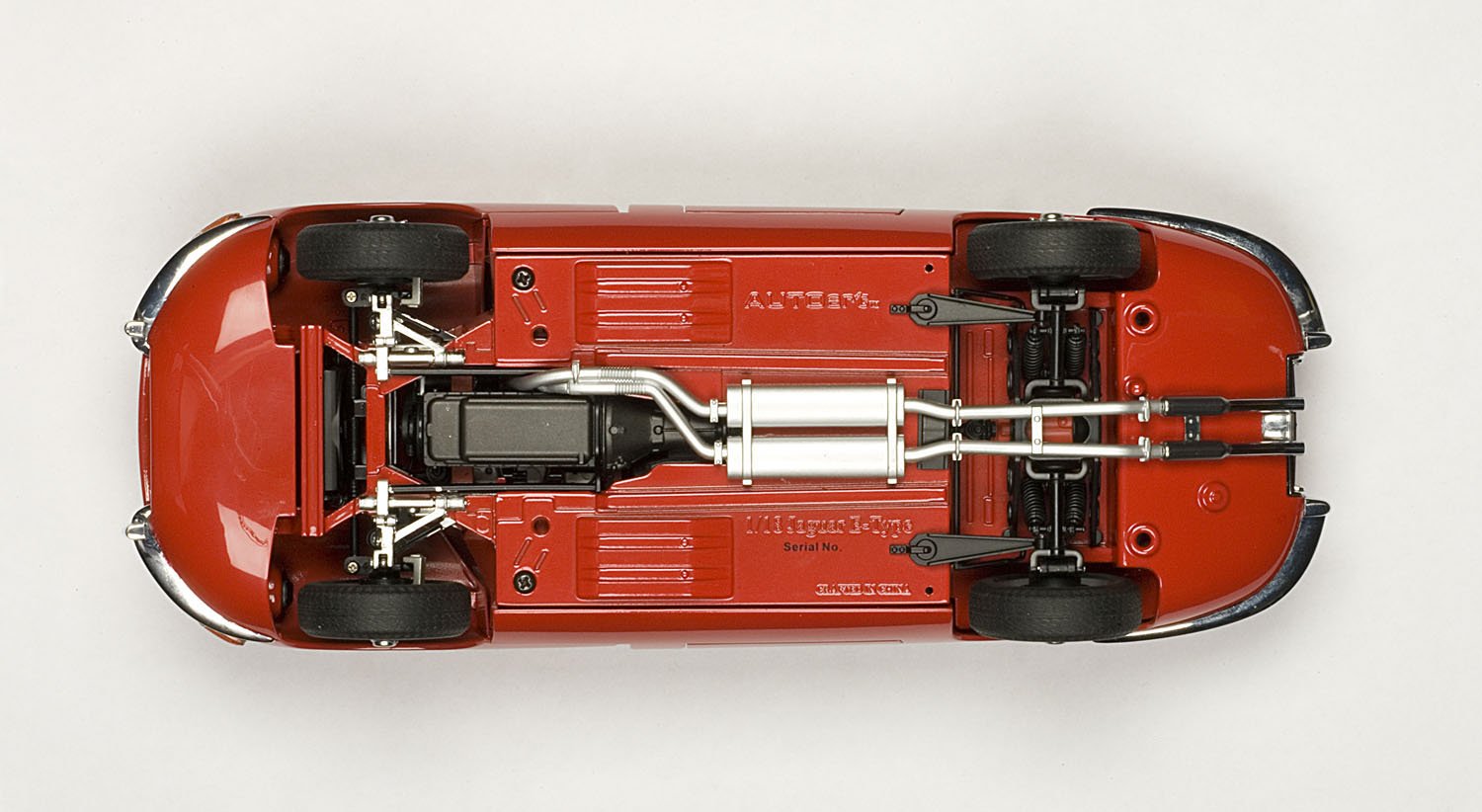 オートアート1/18ミニカー ジャガー E-TYPE Eタイプロードスター オートアート1/18ミニカー ジャガー E-TYPE Eタイプロードスター