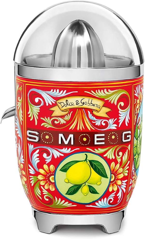 Extractor de cítricos Dolce and Gabbana x Smeg, colección 'Sicily Is My Love'