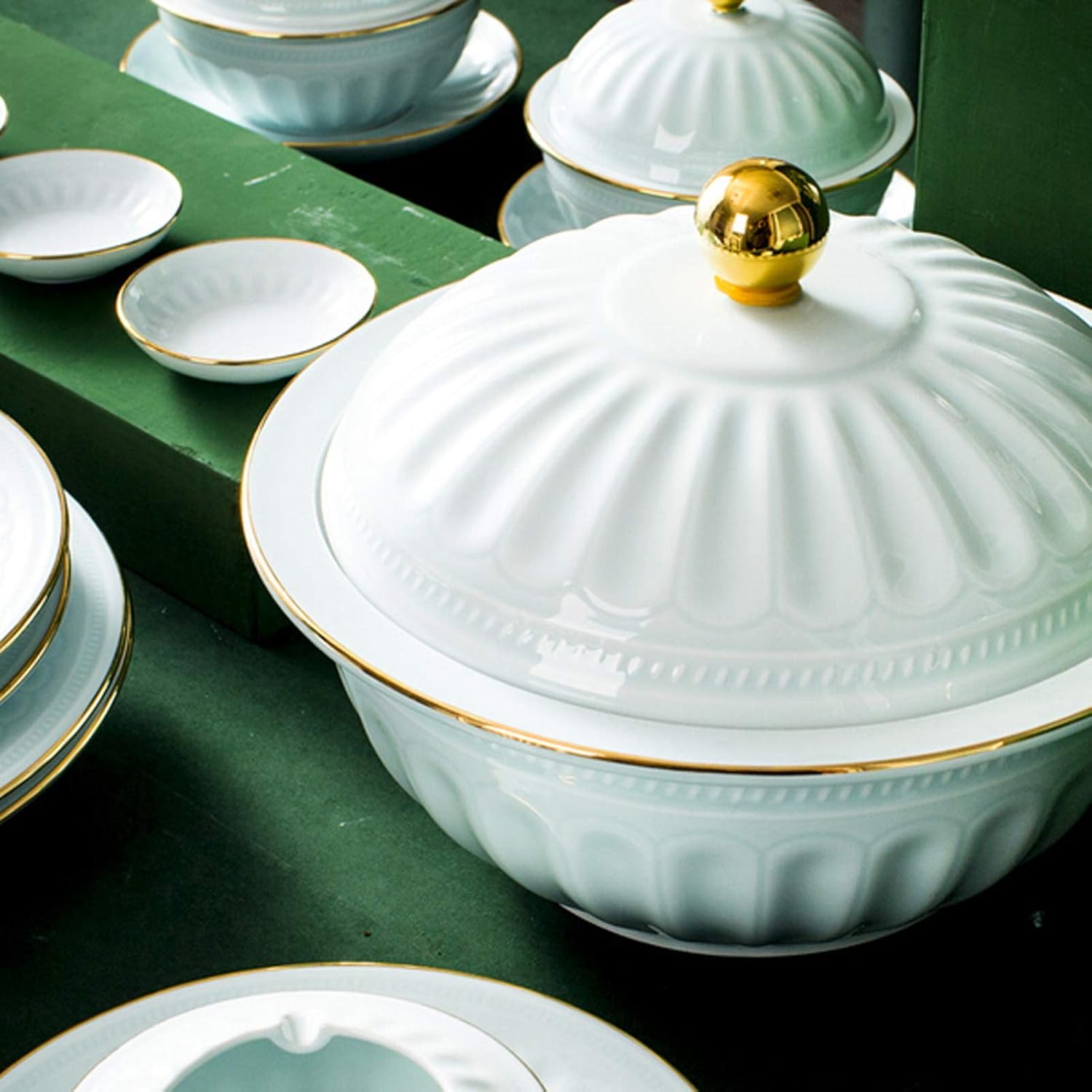 クラシック陶器食器ディナーセット・56ピースギフトボックスレリーフ