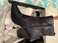 Review Image by Holly Holly