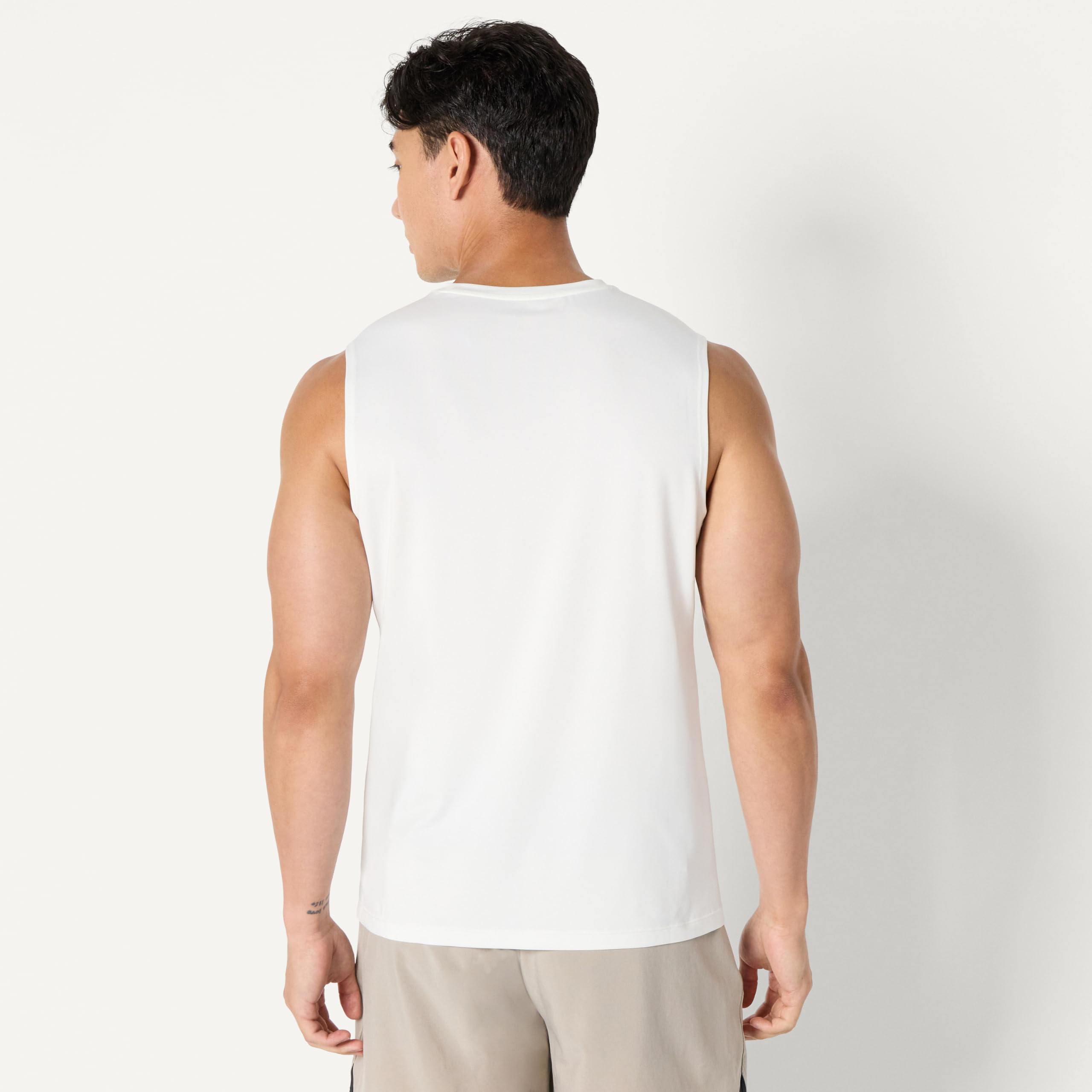 Amazon Essentials Mężczyźni Koszulka typu muscle shirt Tech ze stretchem