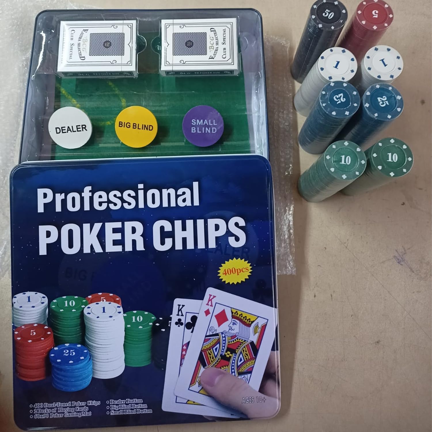 Smoneo 400 Piece Casino Style Poker Chips Set Rummy Counter Token Coins Casino Style Gaming Mat Dealer Button Small Blind and Big Blind Button 2 Decks of Cards Classic Multiplayer Game 1