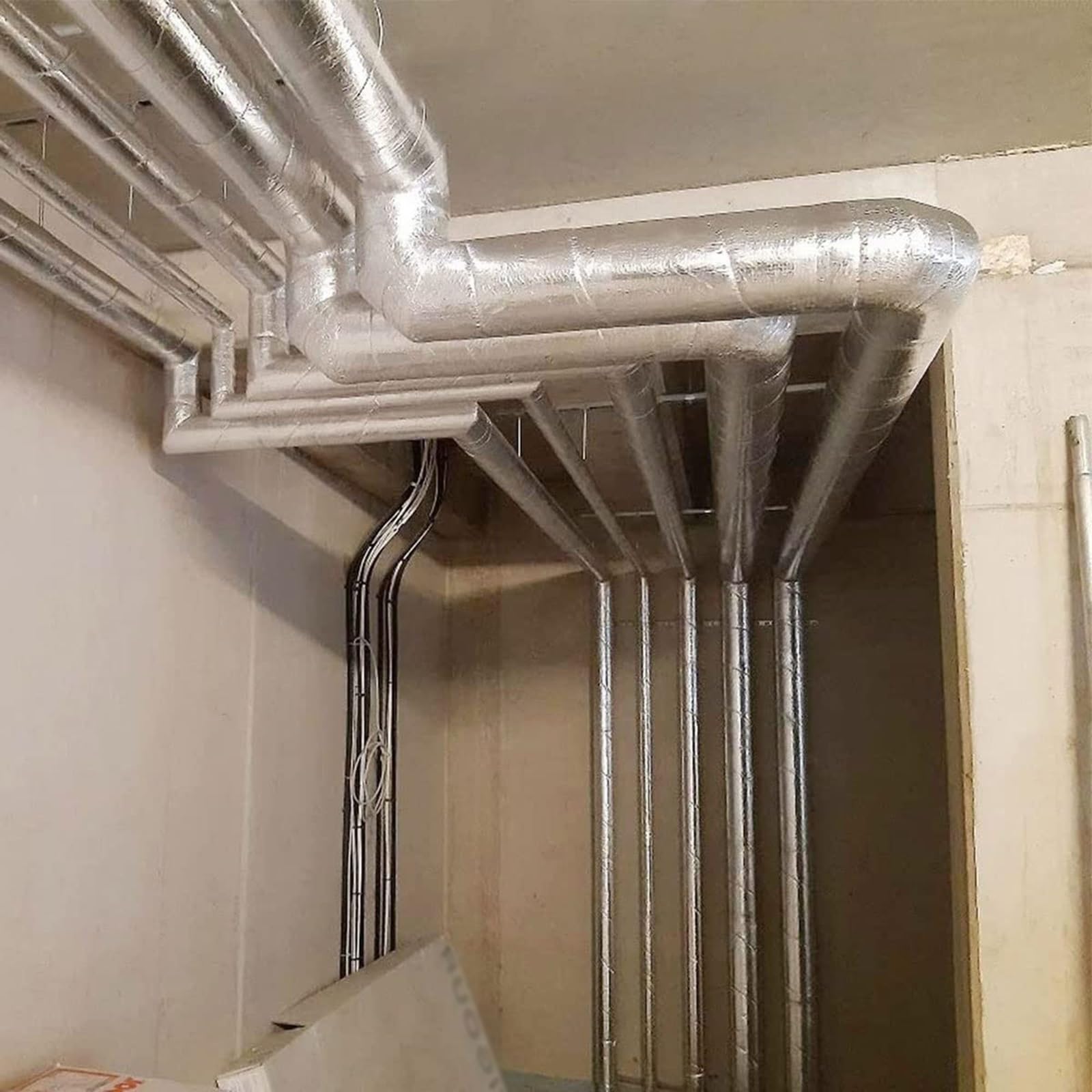 Piankowe otuliny izolacyjne do rur, Izolacja rur z folii aluminiowej przeciw zamarzaniu 22-219mm ID 20/30mm grubości(219mm,30mm*1m)