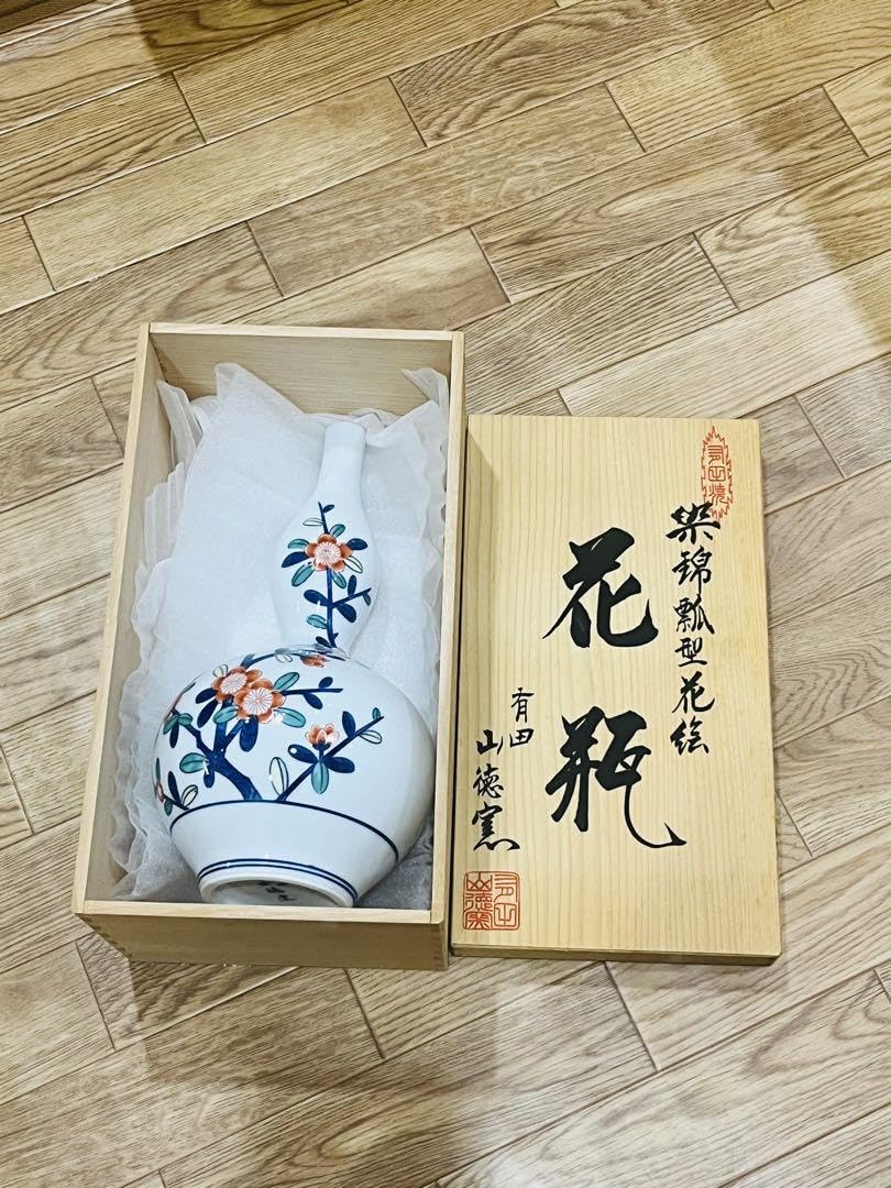 Amazon.co.jp: 有田 山徳窯 花瓶 : ホーム＆キッチン