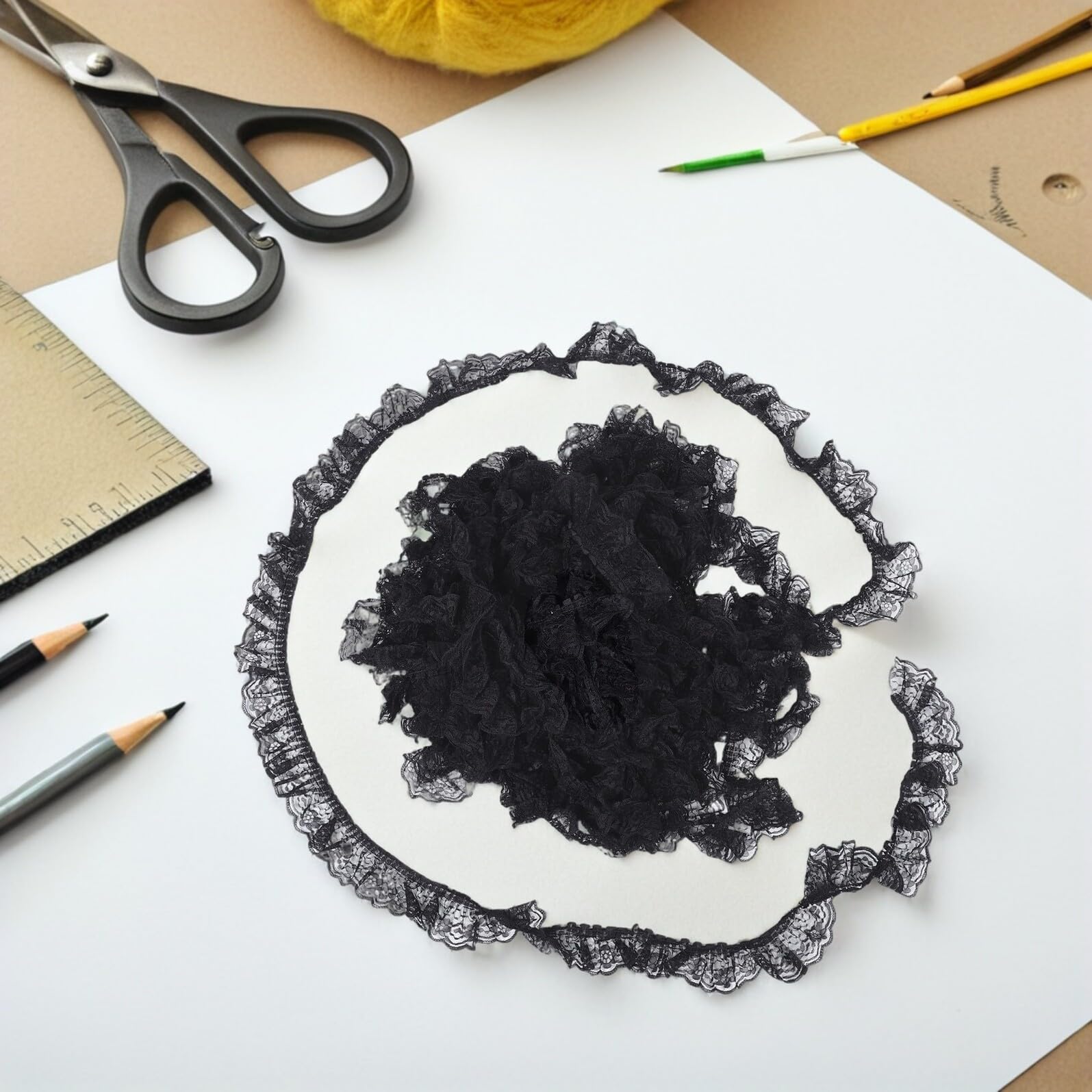 Healvian Ribete de Encaje Plisado y en Poliéster de 6 Cm Negro Ojales Bordados Adecuado para Vintage para Costura y Manualidades de Boda