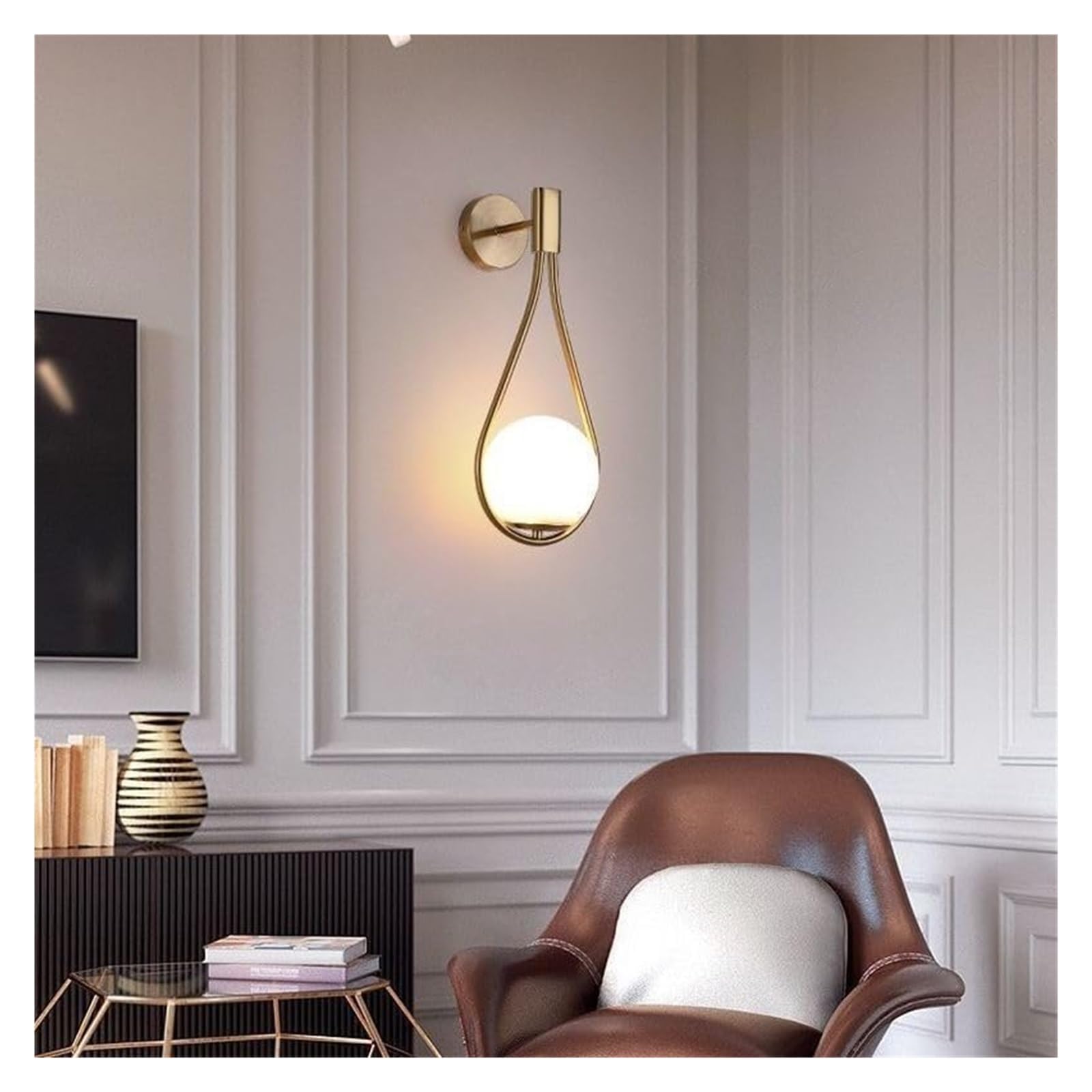 Applique da Parete Senza Fili Ricaricabili Set da 2, Lampada LED da Parete con Telecomando, Globo in Vetro Opale E Finitura Ottone Dorato, Luce Decorativa per Camera Soggiorno Gold