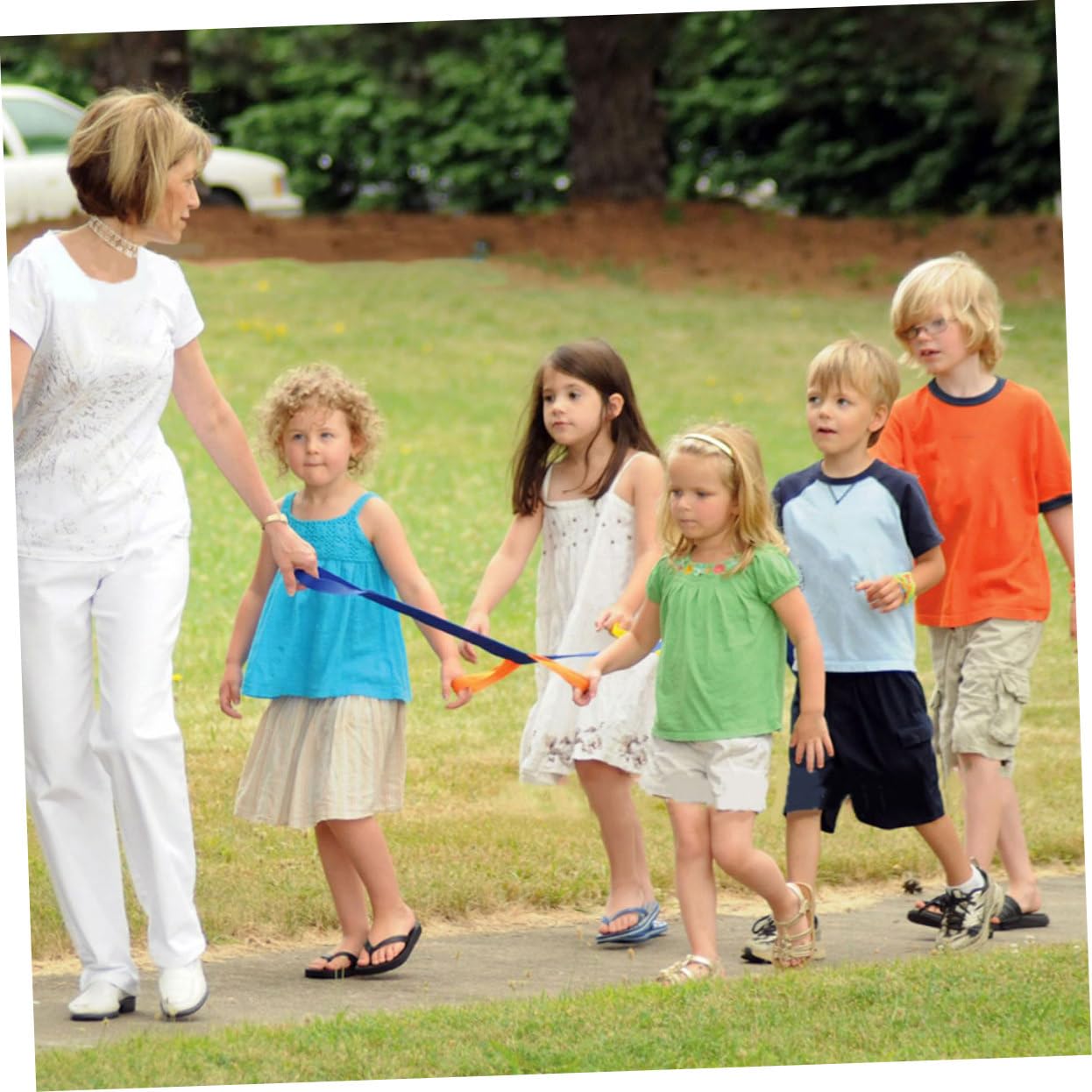 Cuerda de Tracción para Bebés y Niños Pequeños, Correa para Caminar Segura y Ergonómica, Color Rojo, 2 Piezas, Adecuado para Jardines de Infancia y Actividades al Aire Libre