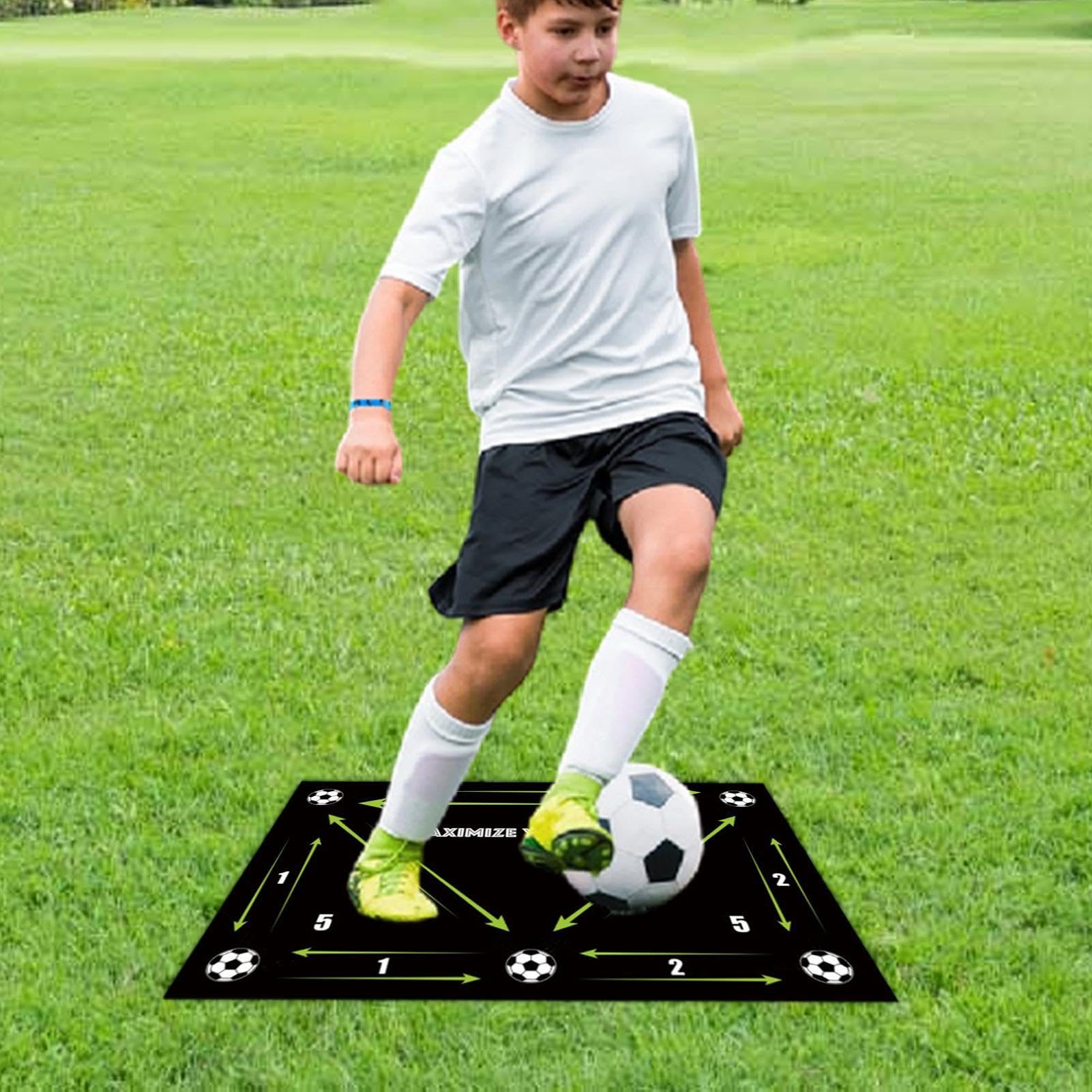 Kids Soccer Training Mat, Soccer Skill Training Foot Pad, Non-Slip Rubber Soccer Mat for Ball Control, Indoor and Outdoor Soccer Training Equipment, 40×60cm