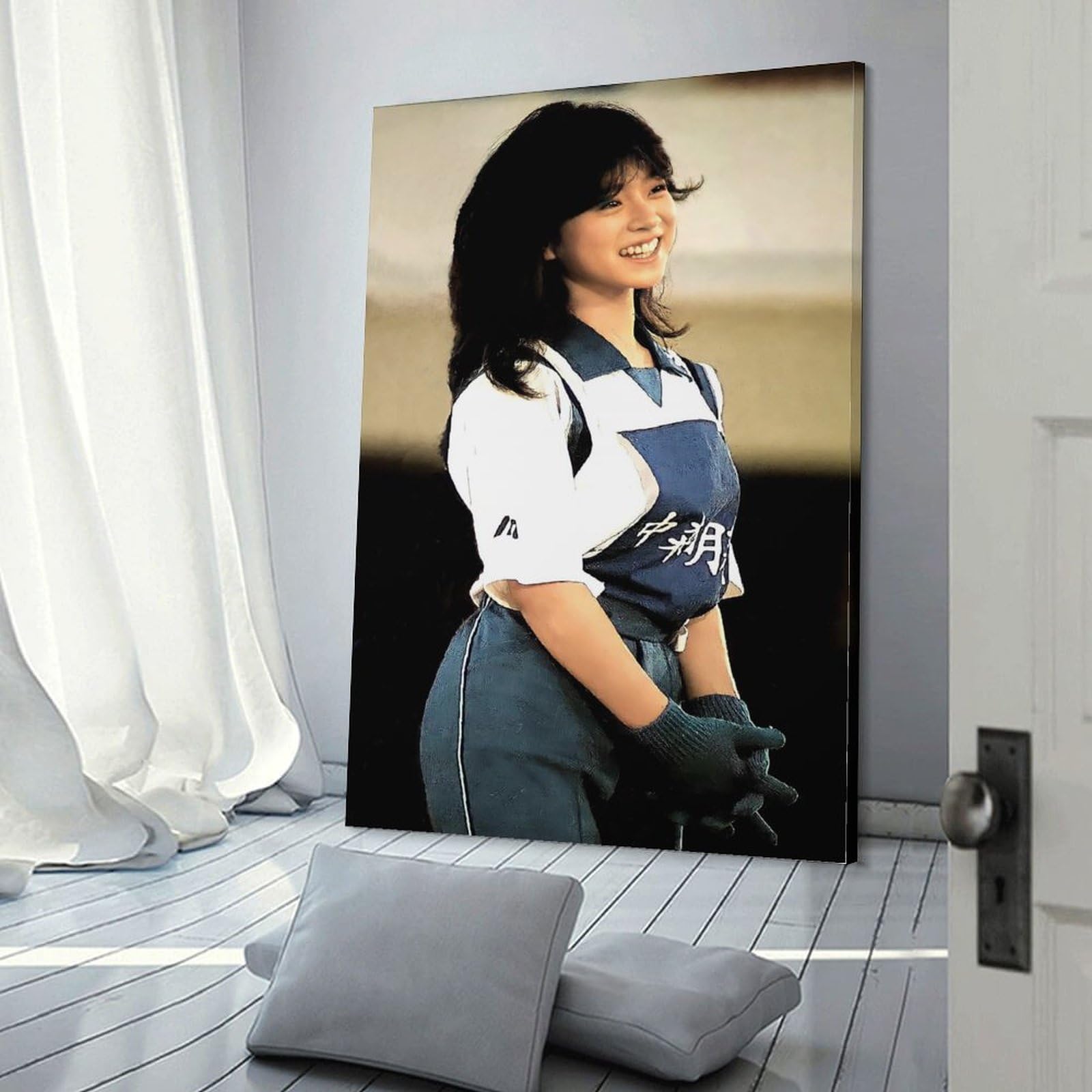 Amazon.co.jp: Akina Nakamori Singer Actress Cute Young Retro