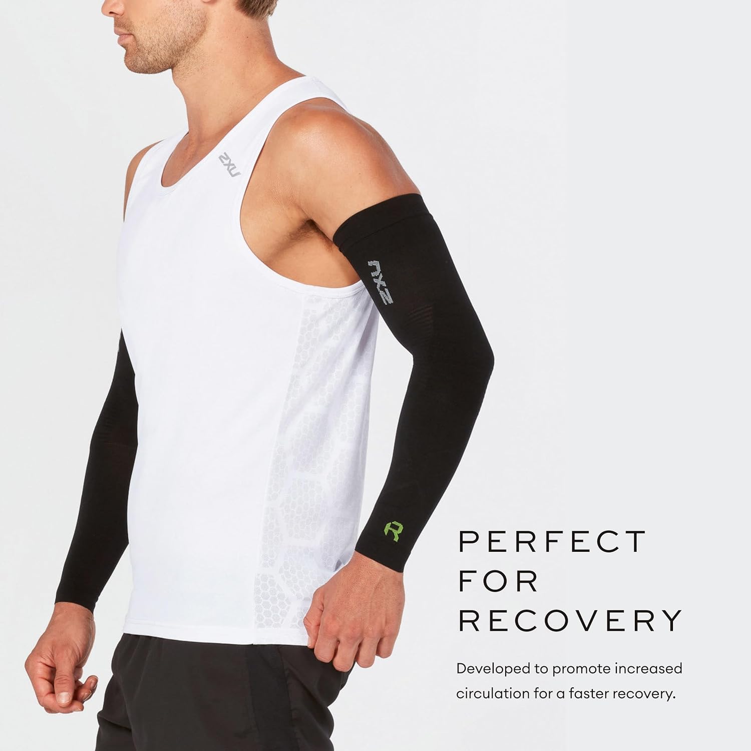 2XU Unisex Compression Flex Arm Sleeve - Muscle Support for Enhanced Sports Performance and Recovery