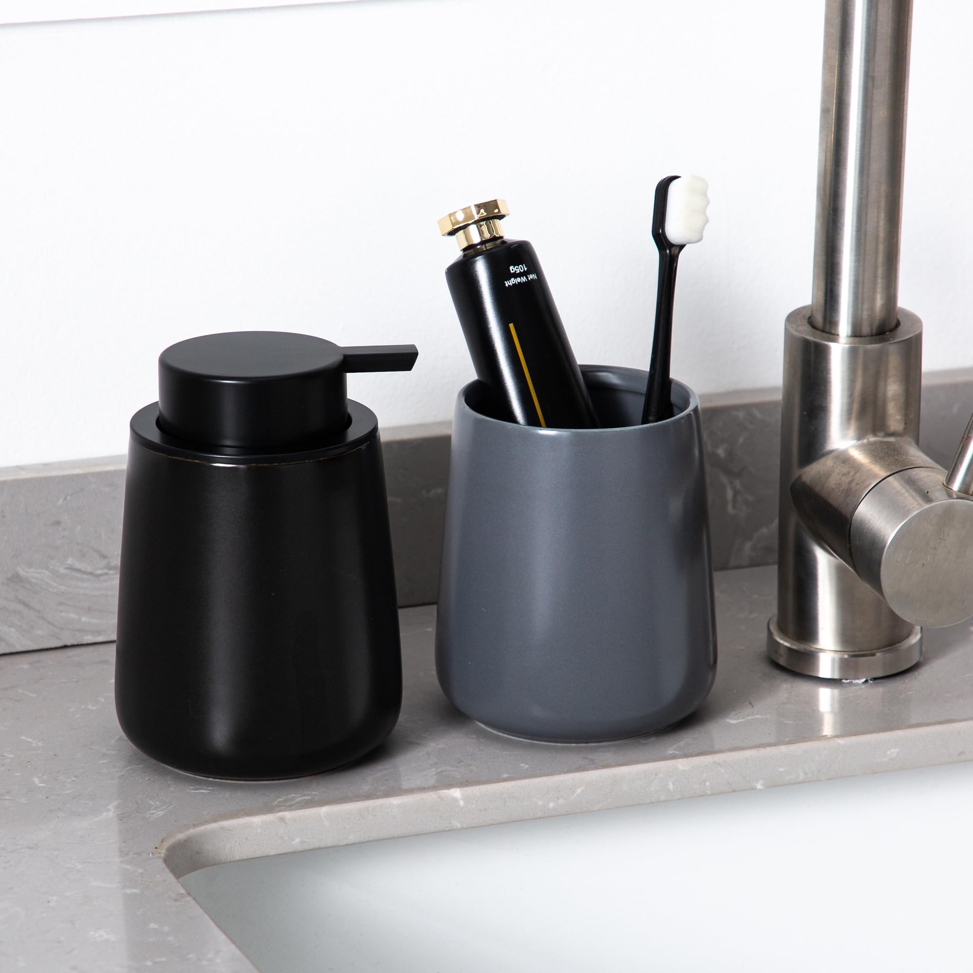 Enra Dispensador de jabón negro, dispensador de loción de manos de cerámica de 12 onzas, dispensador de jabón para platos recargable, dispensador de jabón líquido moderno para baño, cocina con bomba