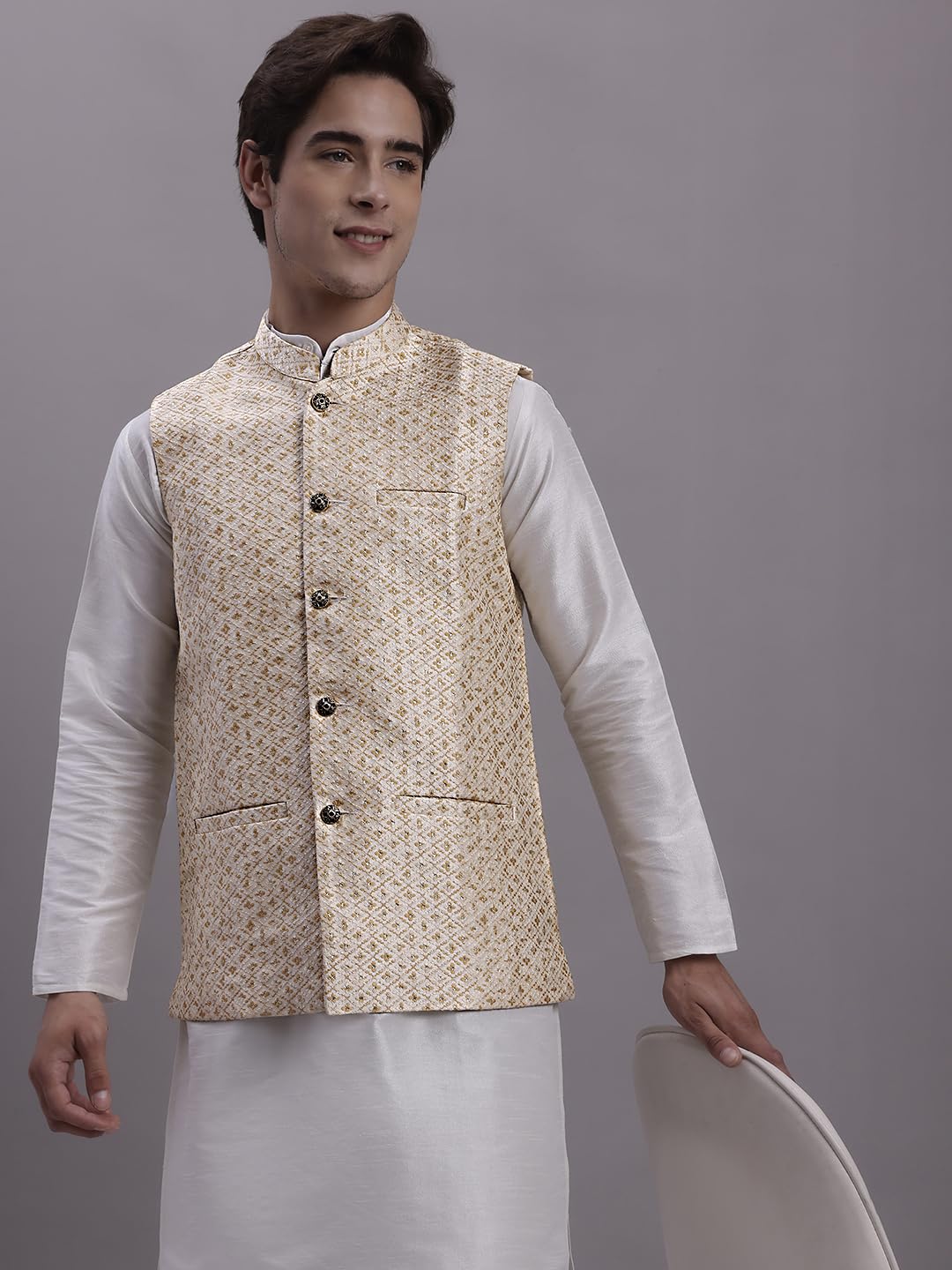 Jompers Men's Woven Design Waistcoat (Cream, M) 1