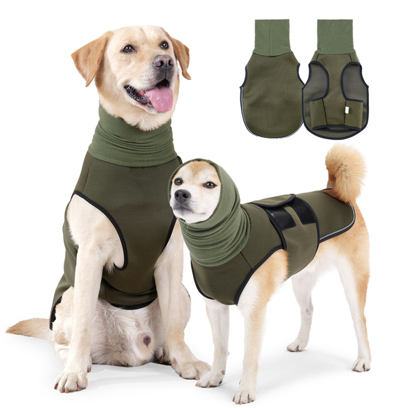 Yanmucy Beruhigender Hundemantel mit Hund Snood 2 in 1 Angstlinderung Verstellbare Angstjacke mit Hunde-Kapuzenpullover Ohrenschützer Relieve Nervöser Hund Weste für Feuerwerk Thunder (Grün, L)