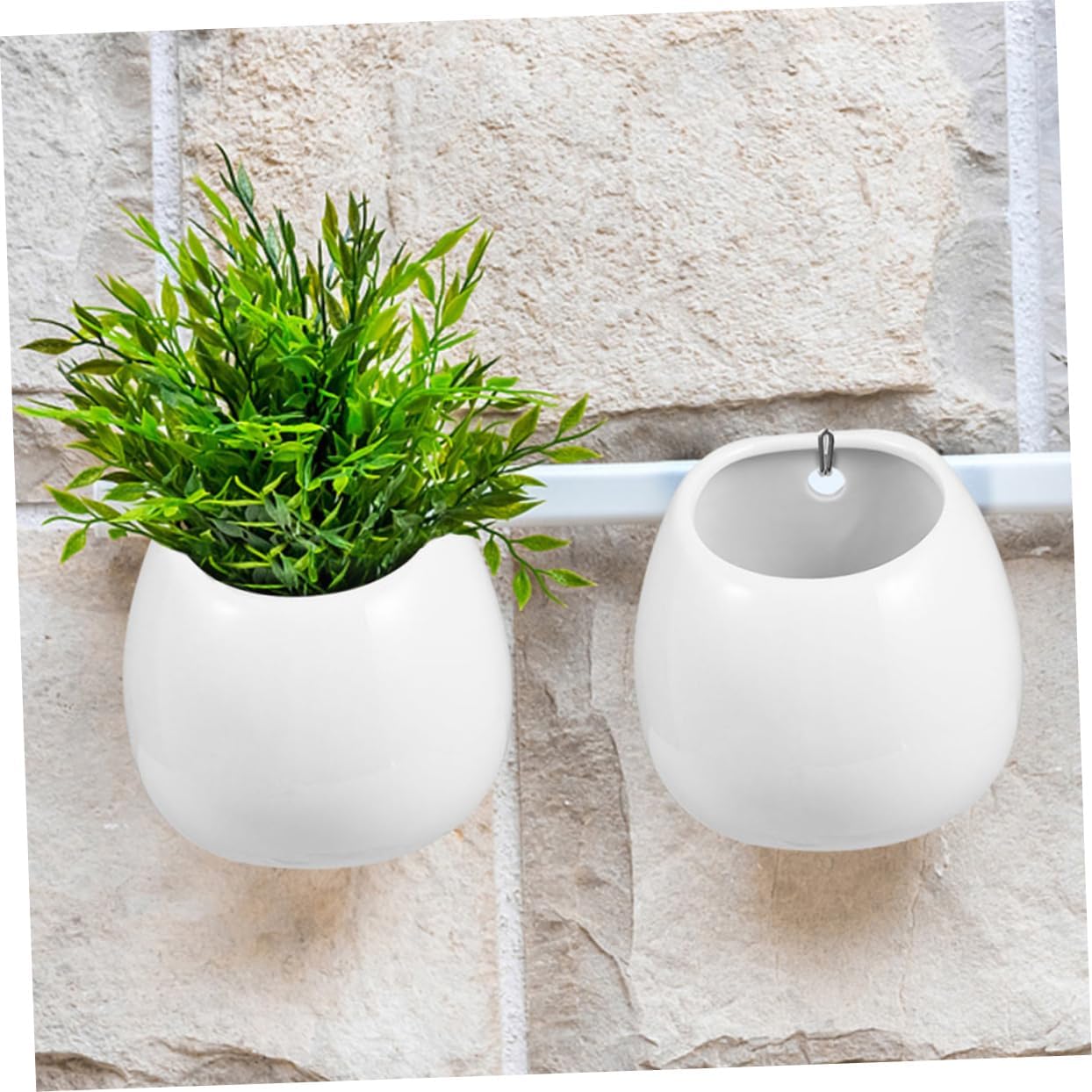 4pcs Wall-Mounted Flower Pot Durable Hanging Flower Container for Indoor Decoration Space-Saving Design for Succulents and Hydroponics