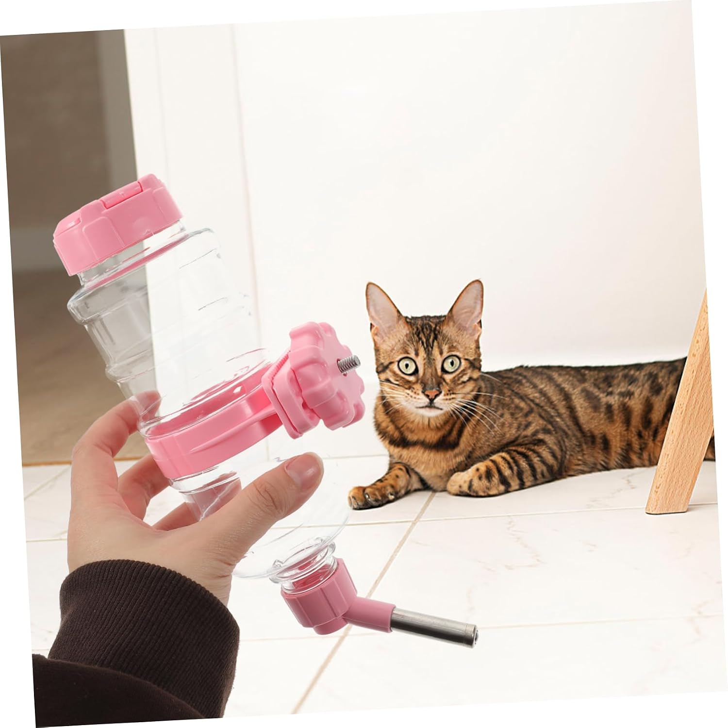ORFOFE Automatic PET Water Bottle for Rabbits and Small Animals Leak-Proof Dispenser 473ml Capacity