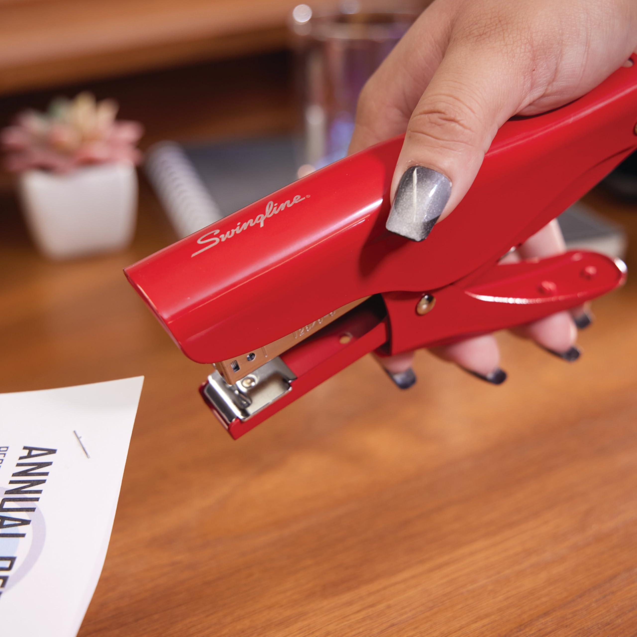 Swingline Vintage Plier Stapler, Rio Red (S701059) - Image 4