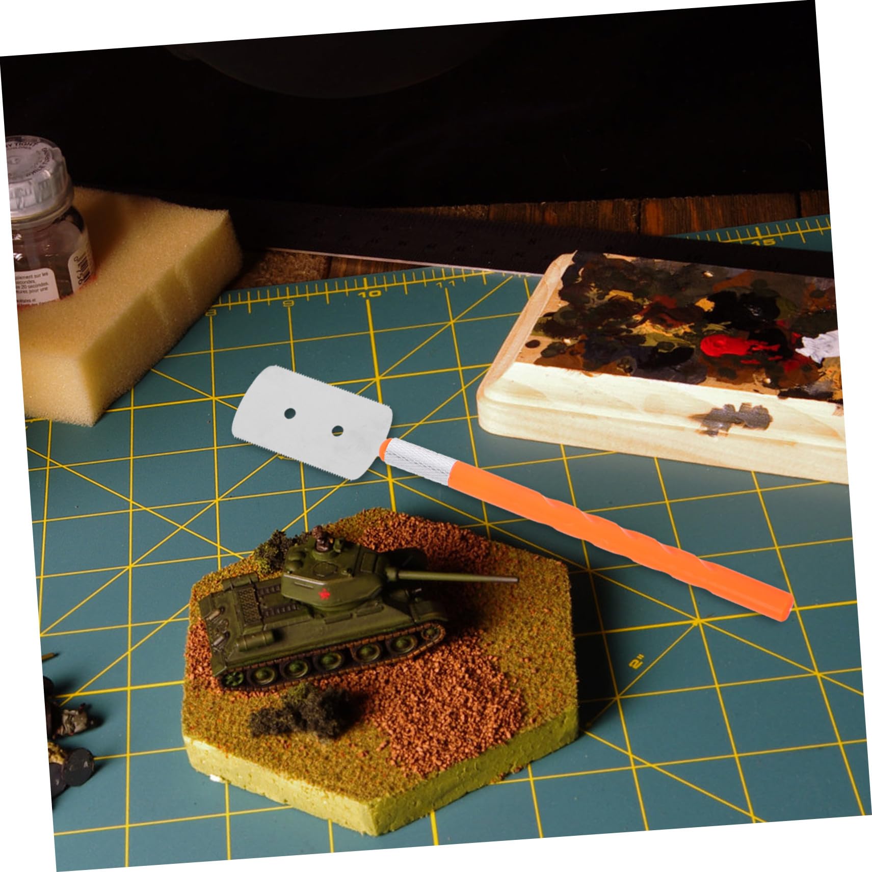 Mini Seghetto Manuale per Modellismo con Impugnatura Ergonomica e Lame Resistenti per Tagli Precisi in Progetti DIY e Modelli in Plastica