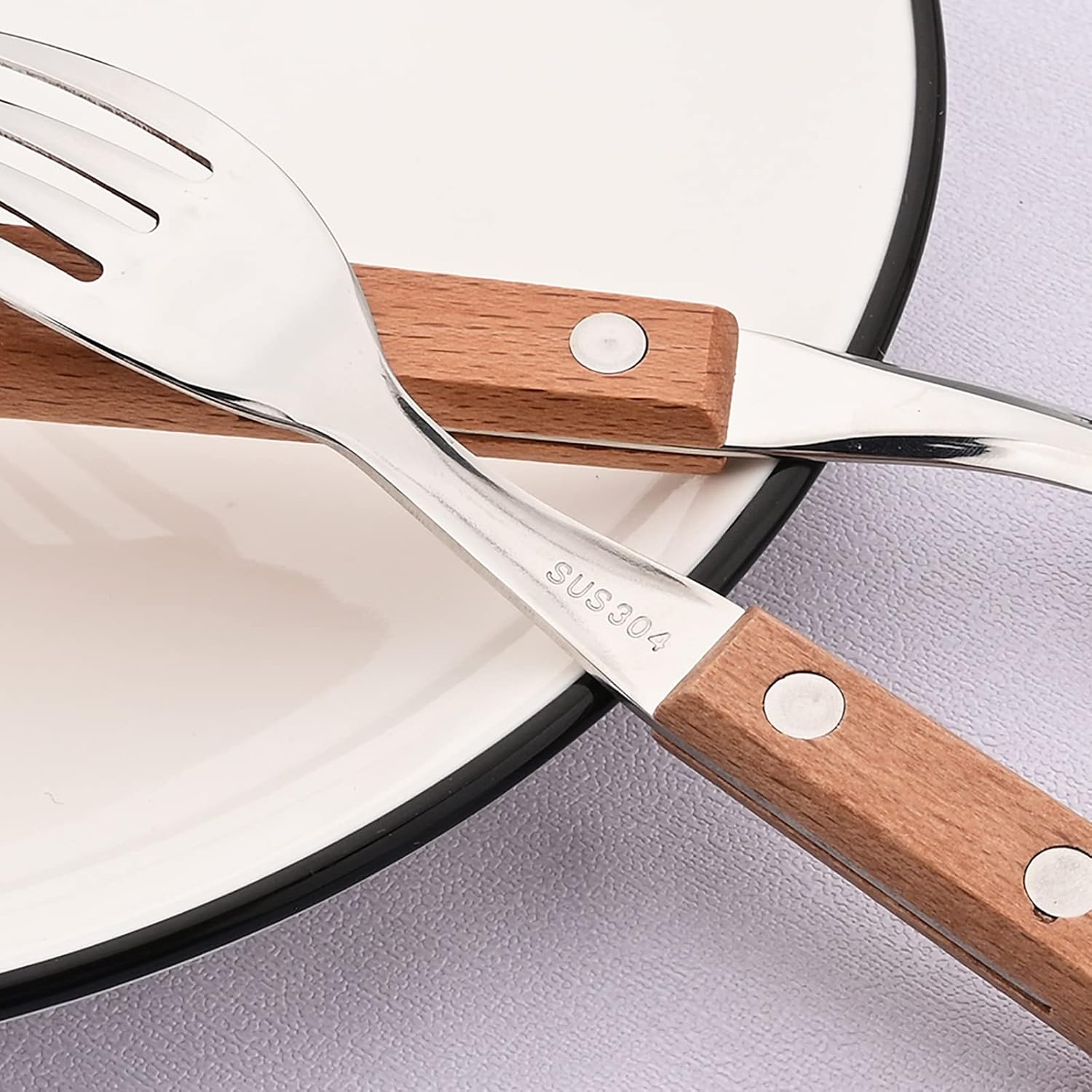 32-Piece Silverware Sets, Wooden Handle Stitching 18/8 Stainless Steel (304), Rivet Design Durable Kitchen Cutlery Set, Party Restaurant Daily Home Utensils Set, Service For 8, Red Silver