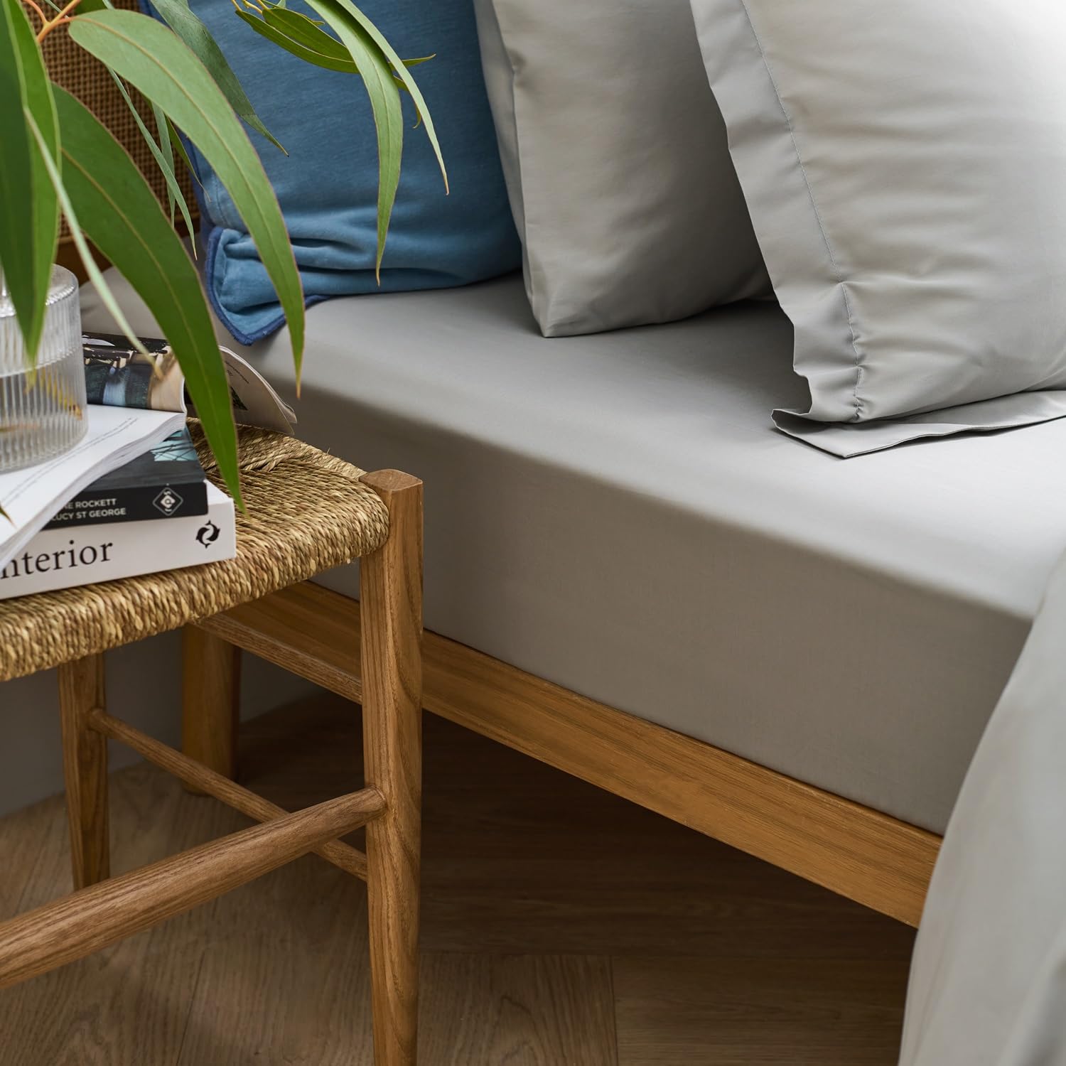 Christy Double Fitted Sheet - Cotton Sateen - Pale Grey