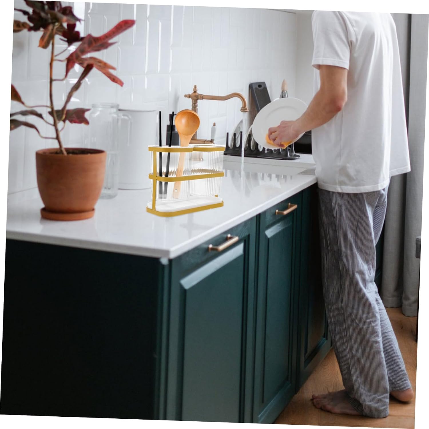 Luxshiny Chopstick Holder and Utensil Storage Rack Stylish and Cutlery Stand for Kitchen and Bathroom Multi Functional Pet and Design for Spoons Forks and Brushes