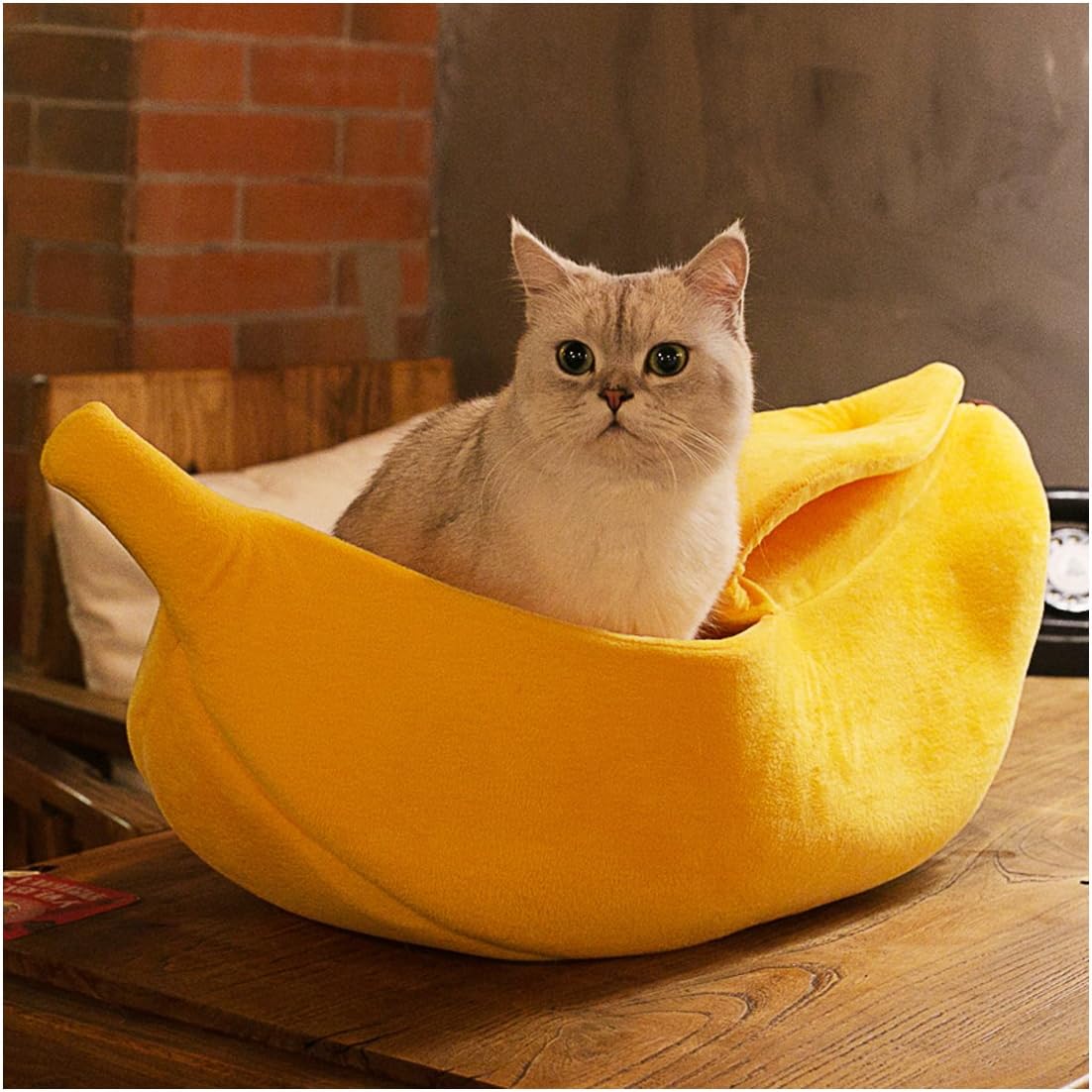 WORDERFUL Pet Dog Cat Banana Bed House Pet Boat Dog Cat Warm Hourse Soft Yellow Sleep Nest for Cats Kittens Pet Bed (L)