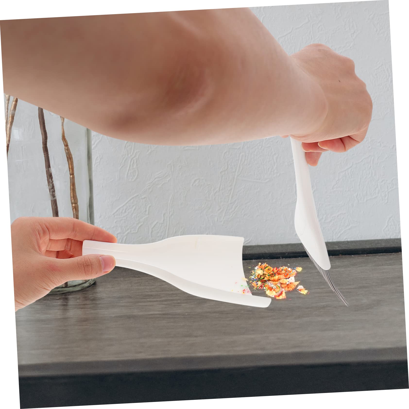 FOMIYES 1 Set Desktop Cleaning Trash Mini Cleaning Broom Pet Cleaning Tool Mini Dust Broom Mini Broom Desktop Cleaning Supplies Desktop Cleaning Broom Cleaning Kit Cleaning Dustpan