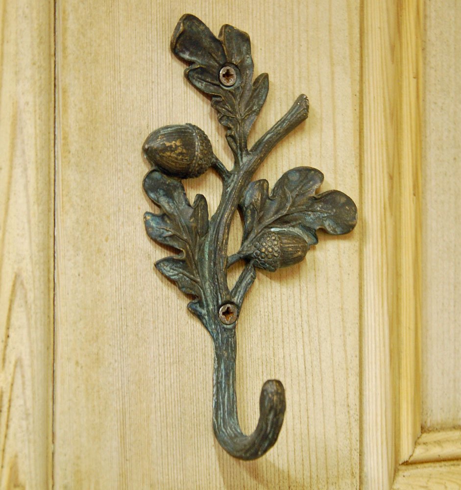 Bowley & Jackson Oak leaf single metal wall mounted coat hook