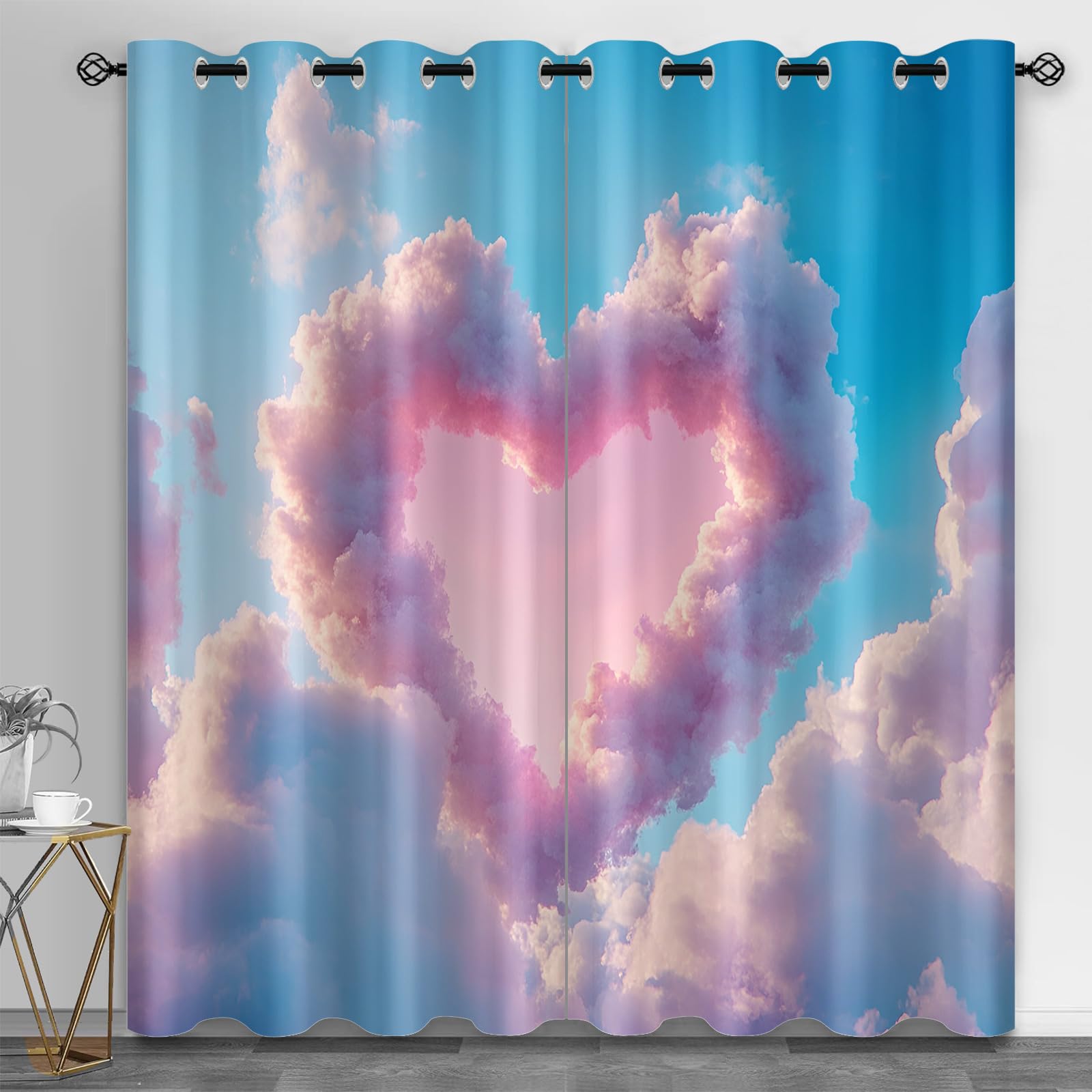 Rideaux nuages et cœur ambiance féerique pour chambre enfant