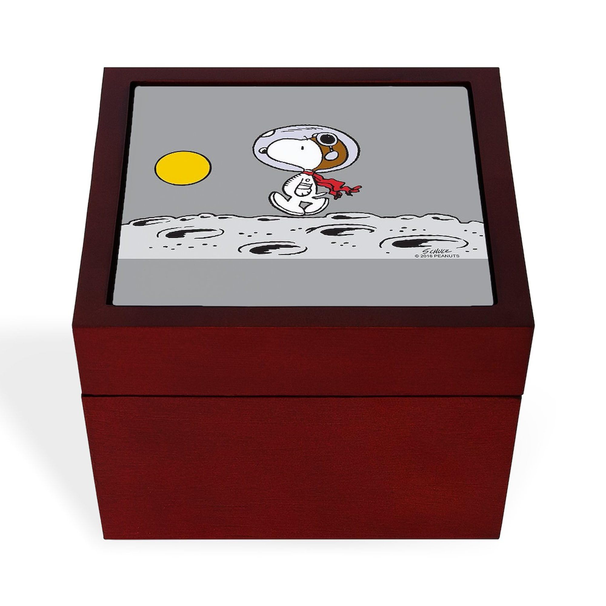 Amazon.com: CafePress Space Snoopy Memory Keepsake Jewelry Box, 5