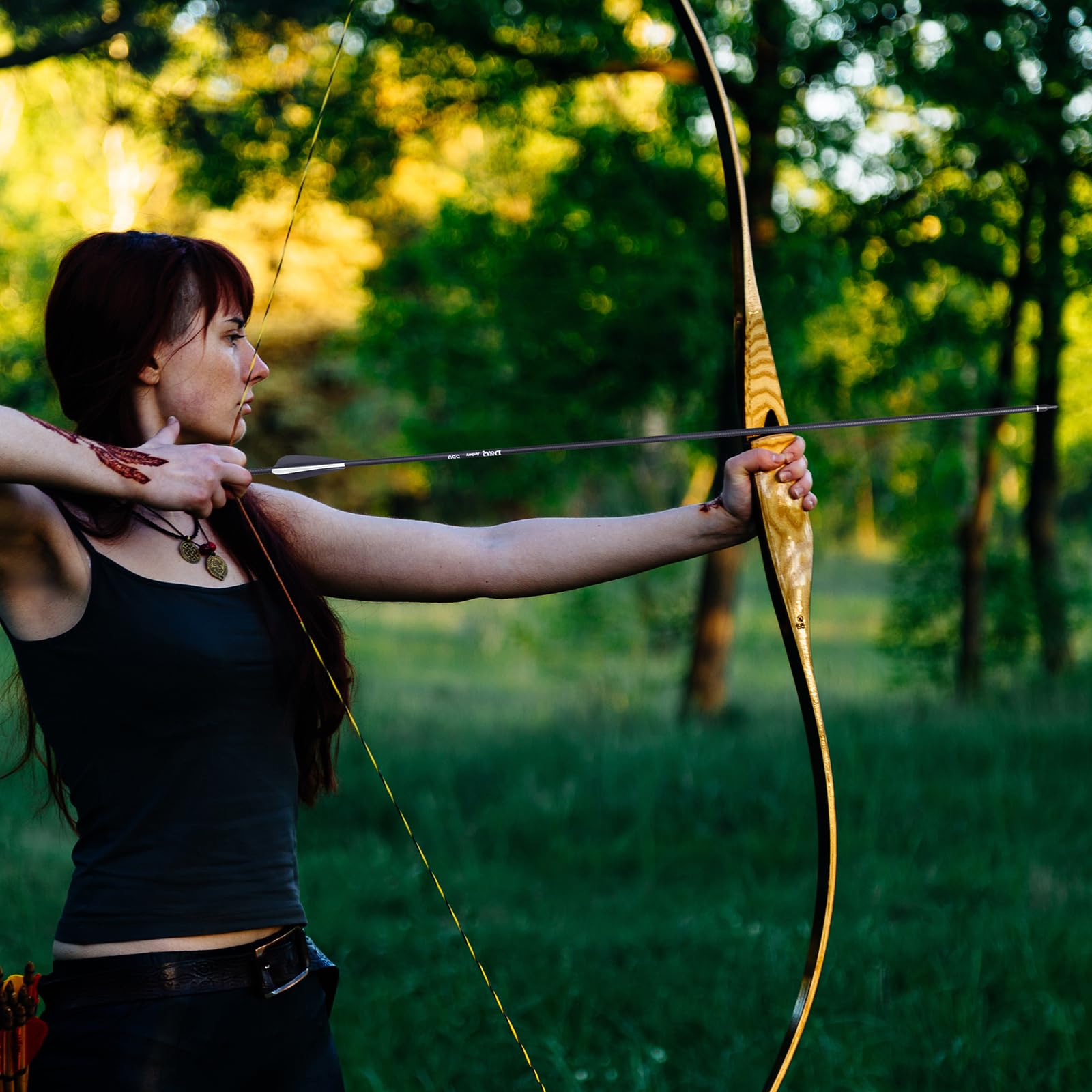 Archery Fiberglass Arrows 31 inch Spine 550 for Recurve Compound Bow with Replacement Tips Outdoor Practice Targeting