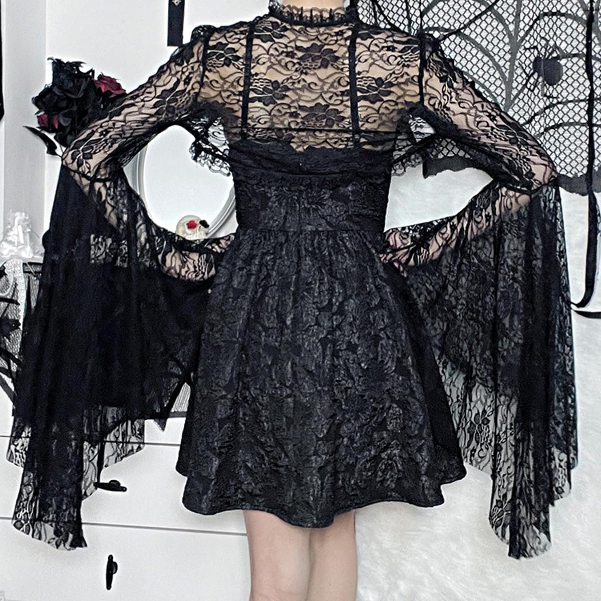 L'VOW Women's Lace Bolero Shrug Goth Crop Top Victorian Lace Sleeves for Witch Vampire Cosplay - Image 5