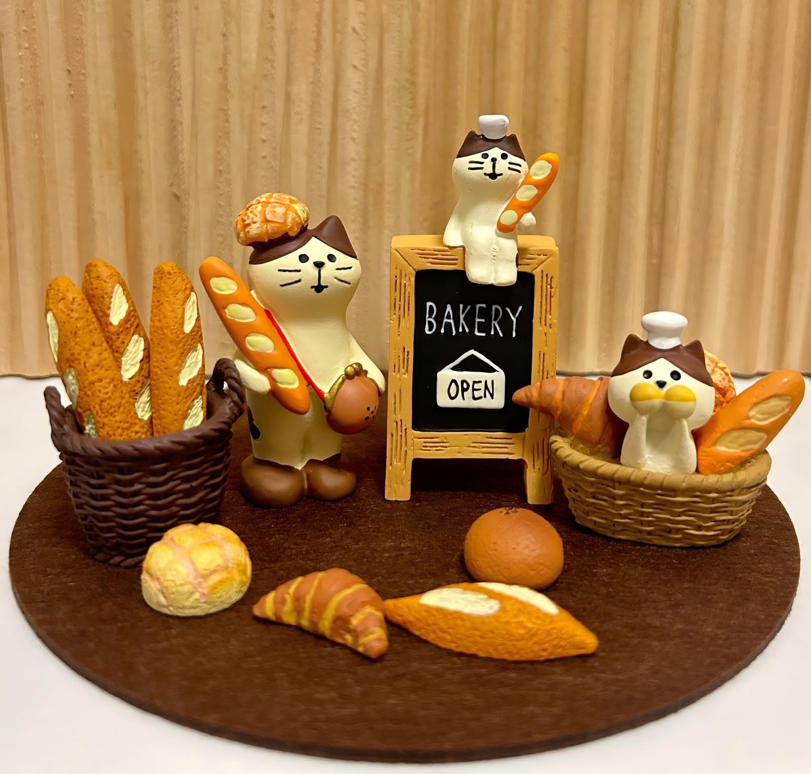 Amazon.co.jp: Eysinyge ミニチュアキャットベイカーフィギュアセット