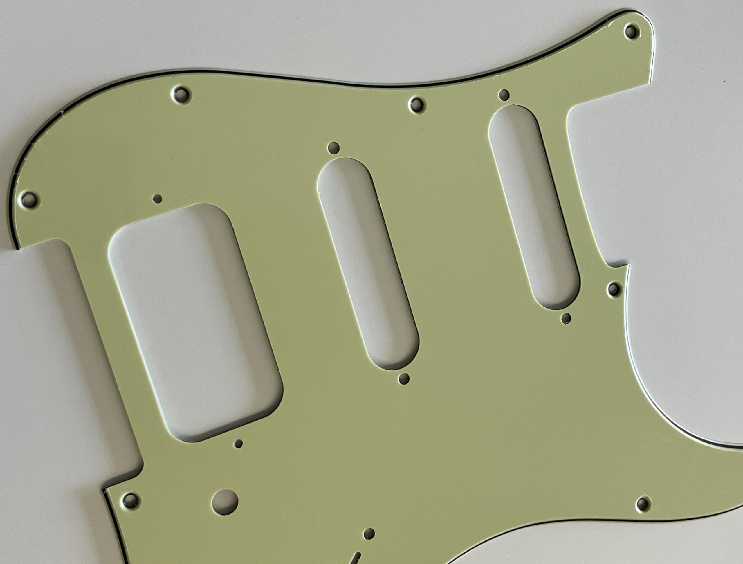 Amazon | For Fit FUJIGEN Neo Classic HSSスタイルギターピックガード