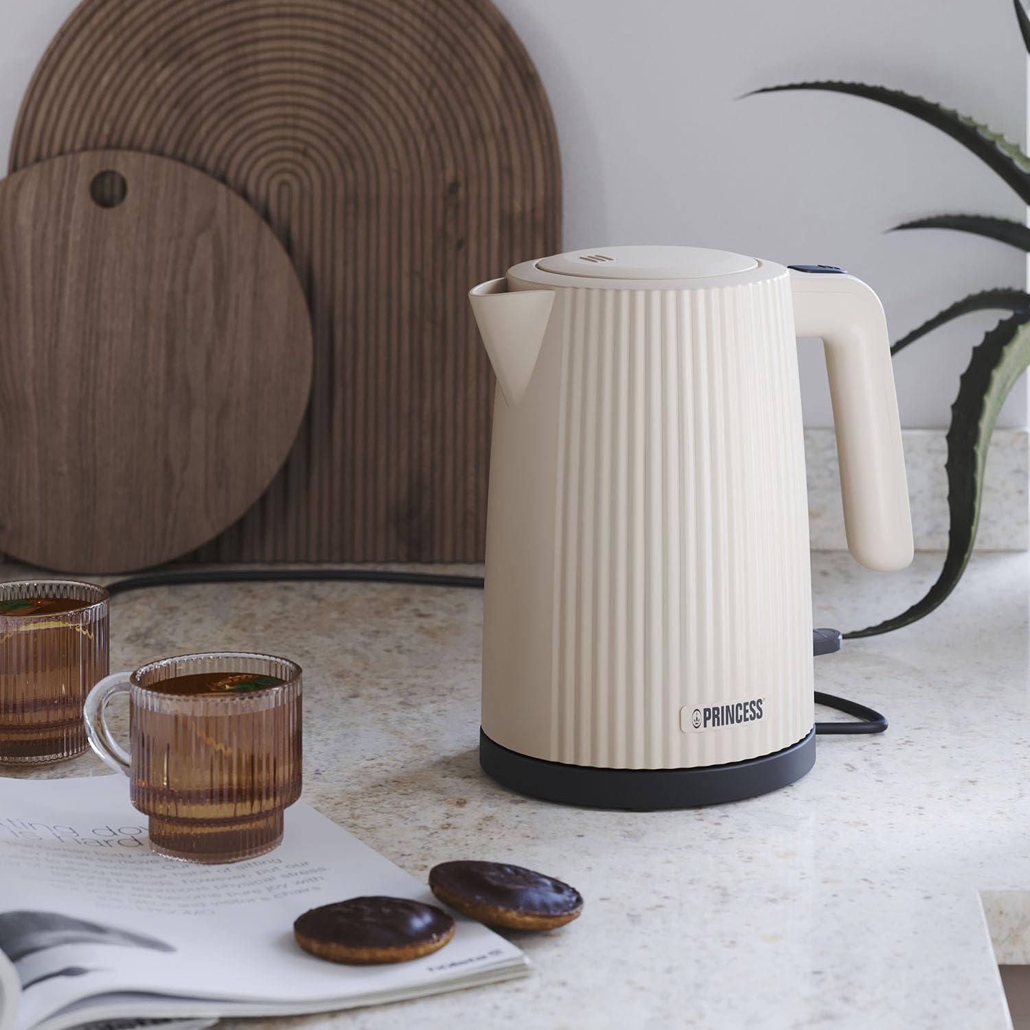 Princess Bollitore Wave, 1,7L, 360° senza fili, 2200W, BPA-free, protezione surriscaldamento e secco, indicatore livello acqua, filtro rimovibile, spegnimento automatico, cavo 0,7m, 236048
