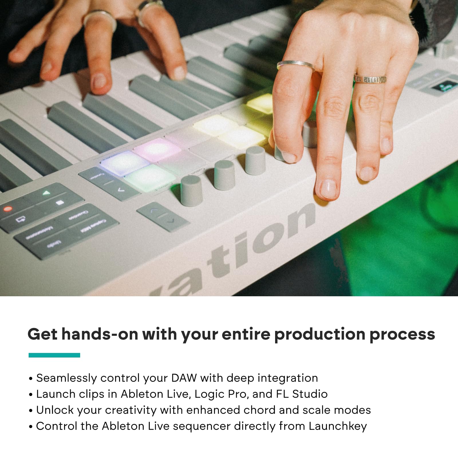 Novation Launchkey 49 White MK4 Clavier Maître USB MIDI | USB, 49 touches semi-lestées, blanc, 16 pads avec aftertouch polyphonique, 9 faders, molettes de pitch/modulation, écran OLED