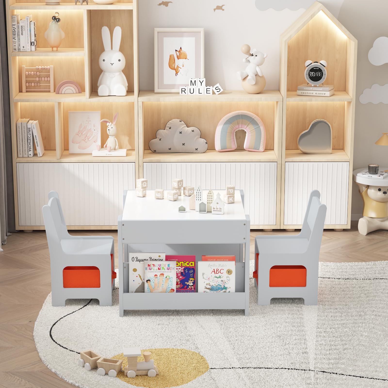Garvee 4-in-1 Kindertisch und Stuhlset aus Holz – Multifunktional mit beidseitig nutzbarer Tischplatte (Tafel/Whiteboard), Bücherregalen, Schubladen und 2 Stühlen – Viel Stauraum für Kreativität im